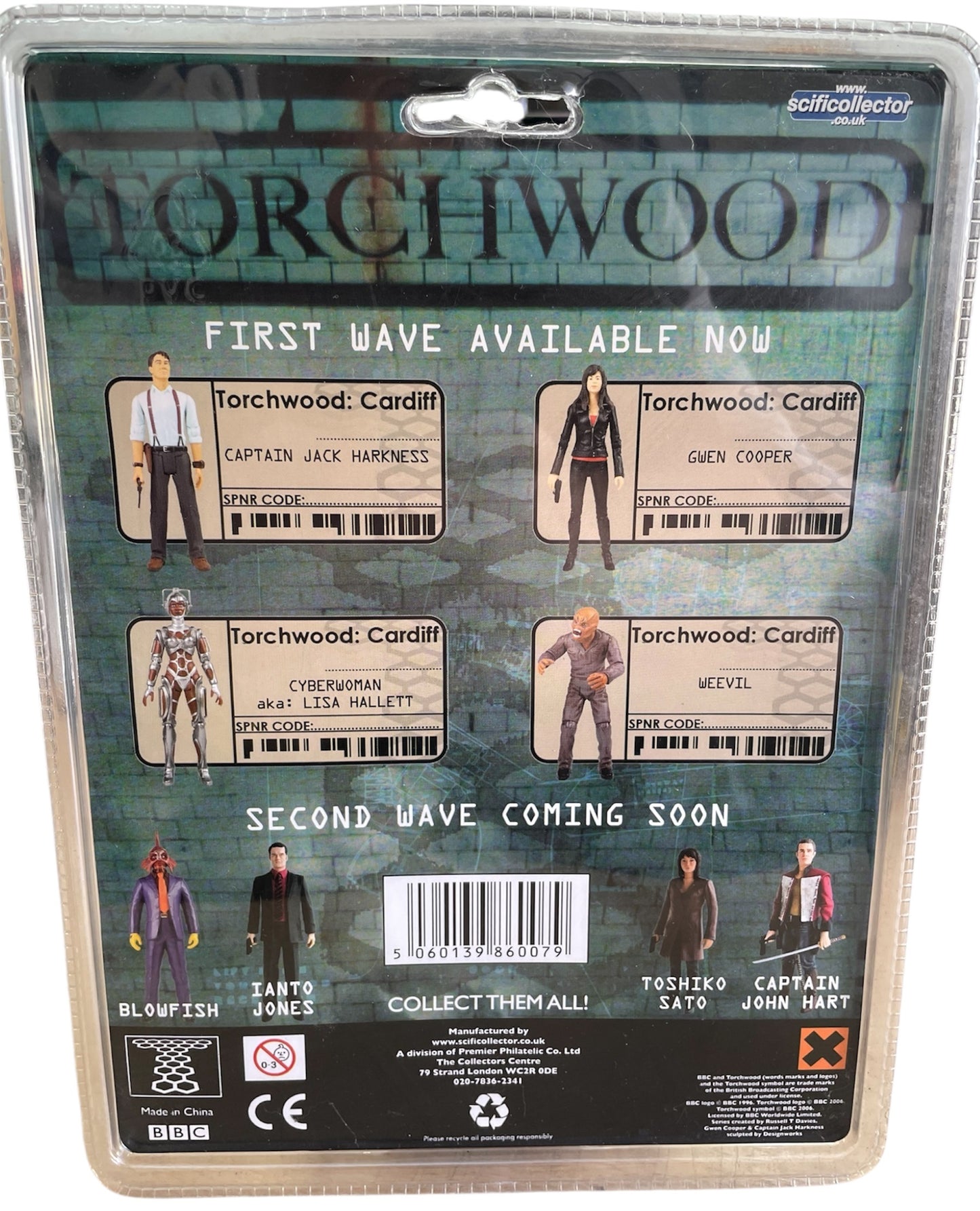 Vintage 2006 Dr Who Spin Off - Torchwood Cyberwoman Highly Detailed Poseable Action Figure With Detachable Display Plinth - Brand New Factory Sealed Shop Stock Room Find