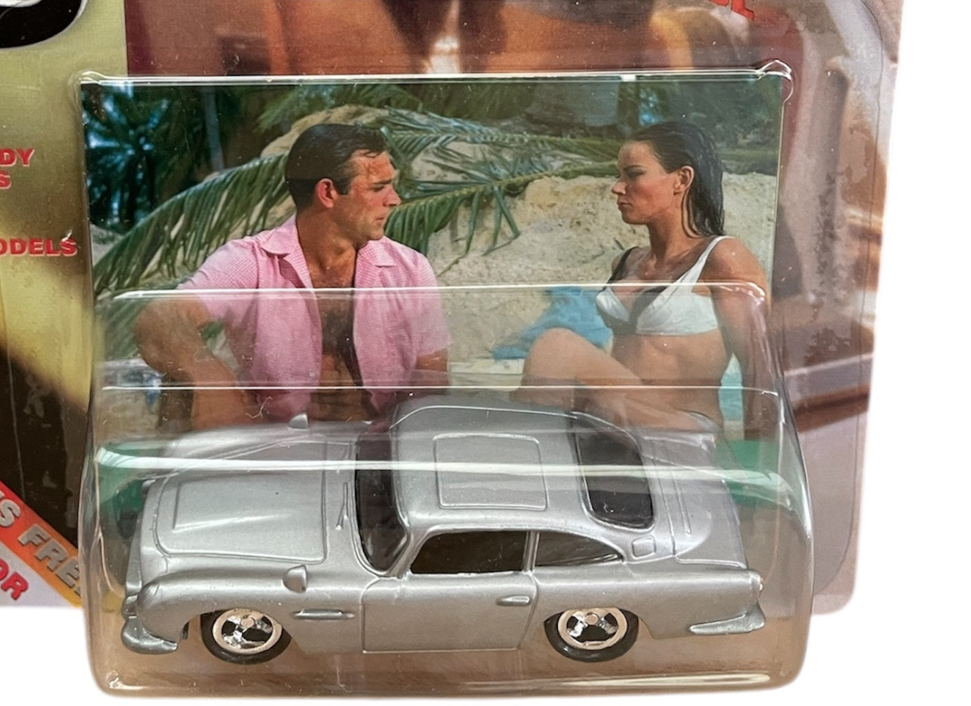 Vintage 1999 Corgi James Bond 007 - Thunderball - Aston Martin DB5 1:65 Scale Die-Cast Vehicle Replica Number 99652 - Includes Free Collectors Card - Brand New Factory Sealed Shop Stock Room Find