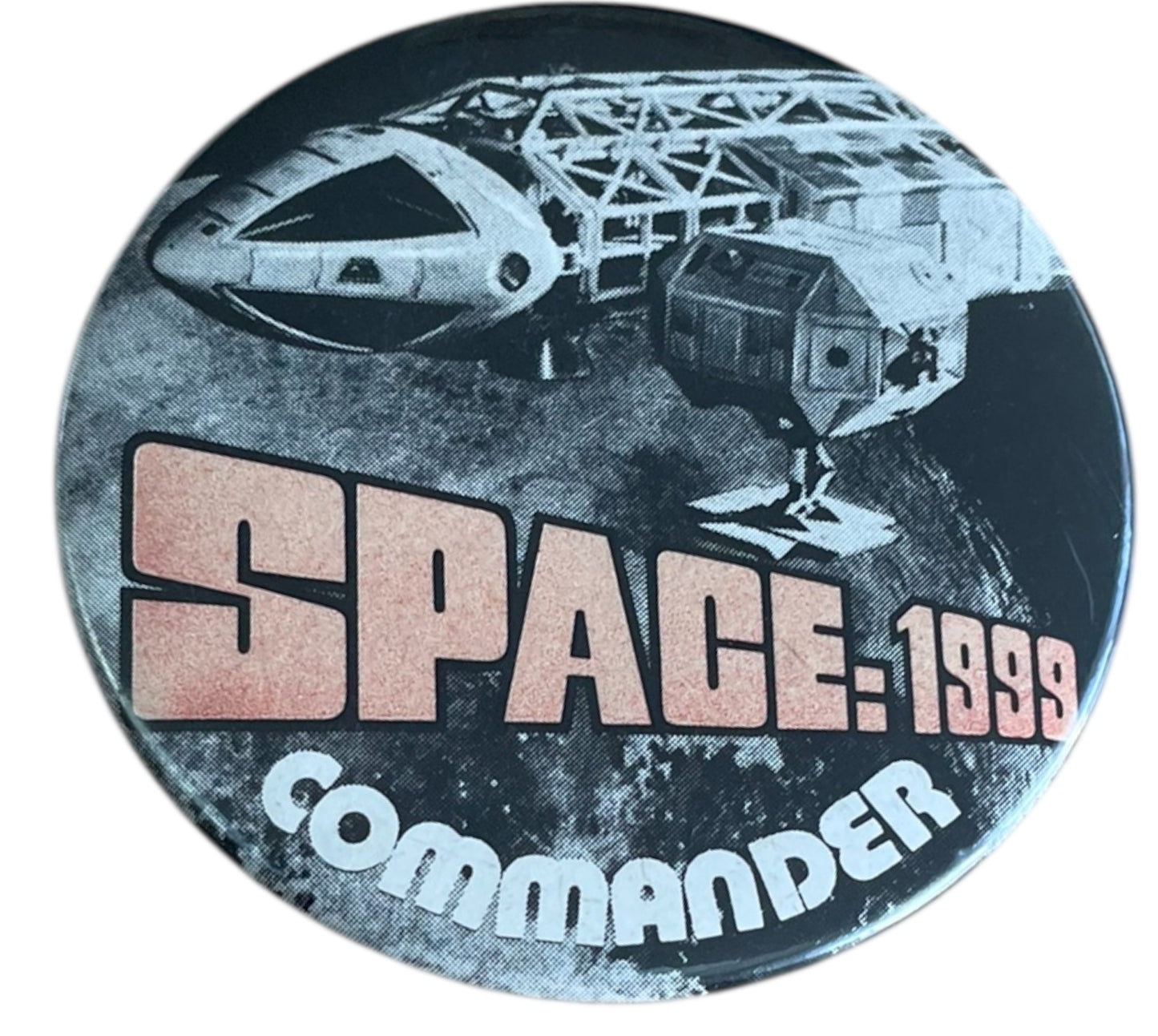 Vintage Badge A Minit 1985 Gerry Andersons Space 1999 (Pink) - Commander 55mm Metal Pin Badge - Fantastic Condition