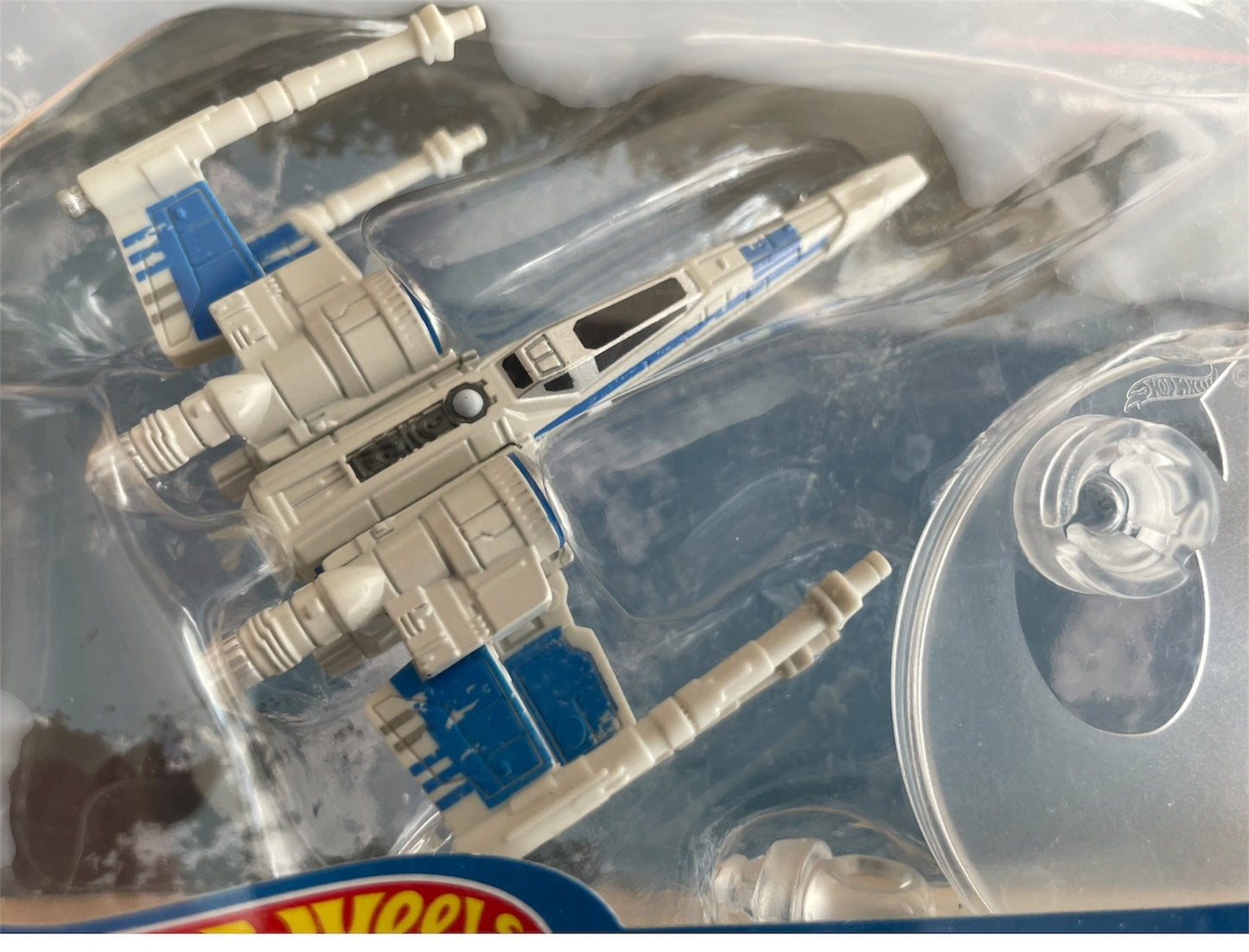 Hot Wheels 2016 Star Wars Rogue One Die-Cast Resistance X-Wing Fighter Vehicle - Brand New Factory Sealed Former Shop Stock