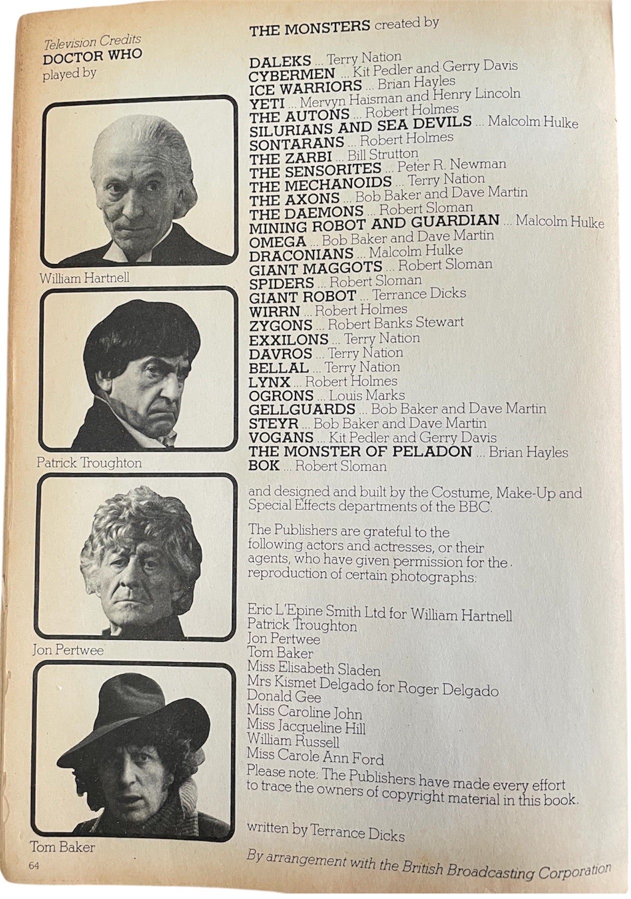 Vintage Target Books 1975 Doctor Dr Who Monster Book Paperback With Pull Out Poster