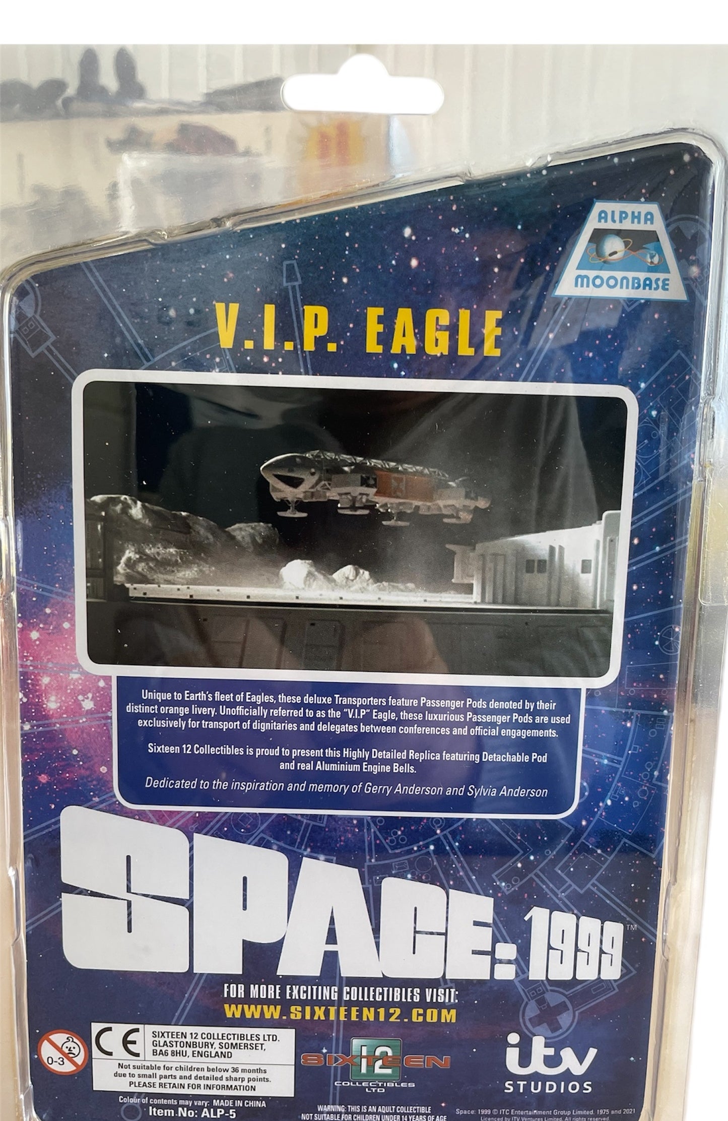 2021 Sixteen 12 Gerry Andersons Space 1999 Alpha Moonbase Edition Micro V.I.P. Eagle Transporter Highly Detailed Collectors Model ALP-5