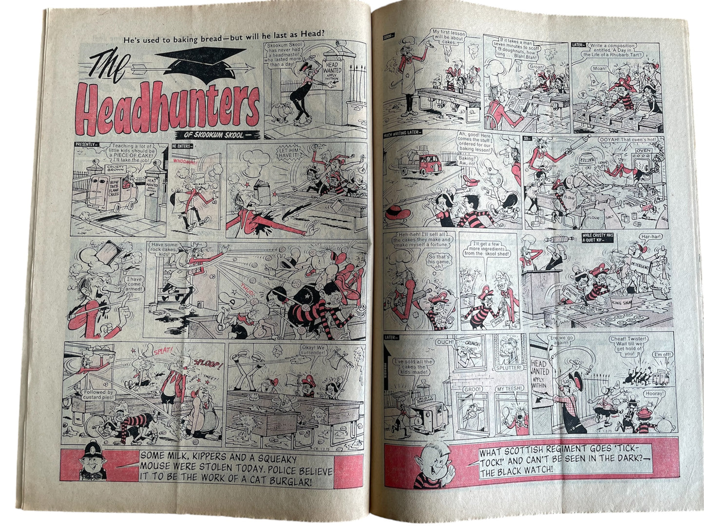 Vintage Rare Cracker Weekly Comic Magazine Issue No. 3 Comic Every Monday 1st February 1975 With Free Gift - 2 In 1 Facts N Fun Book - Wheels & Squeals - Former Shop Stock