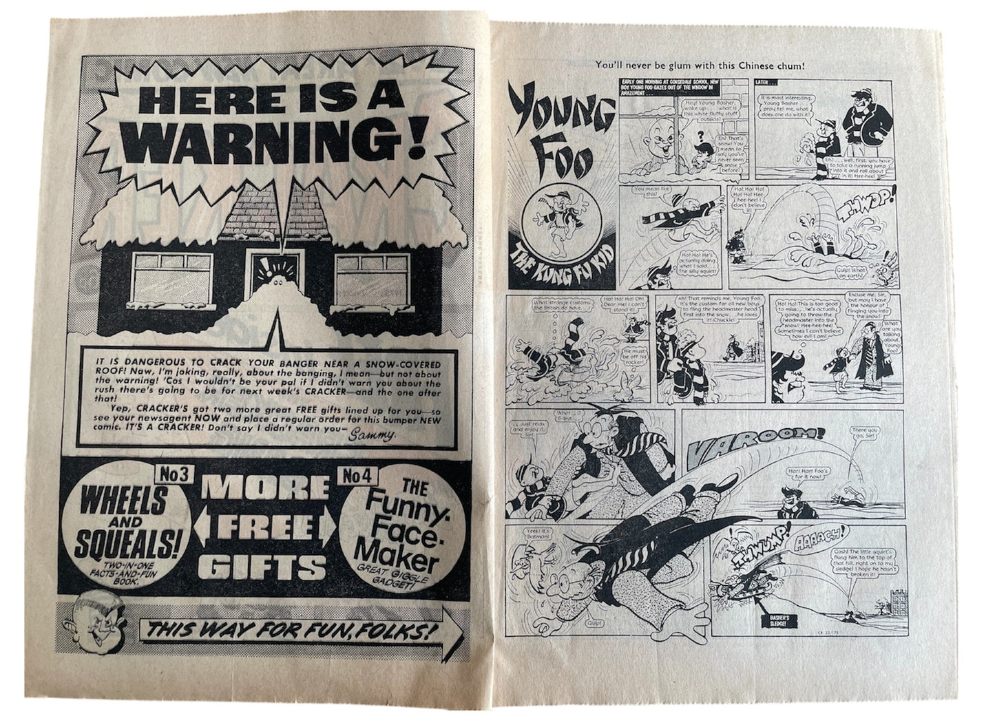Vintage Rare Cracker Weekly Comic Magazine Issue No. 2 Comic Every Monday 25th January 1975 With Free Gift - The Big Noise Cracker Banger - Former Shop Stock