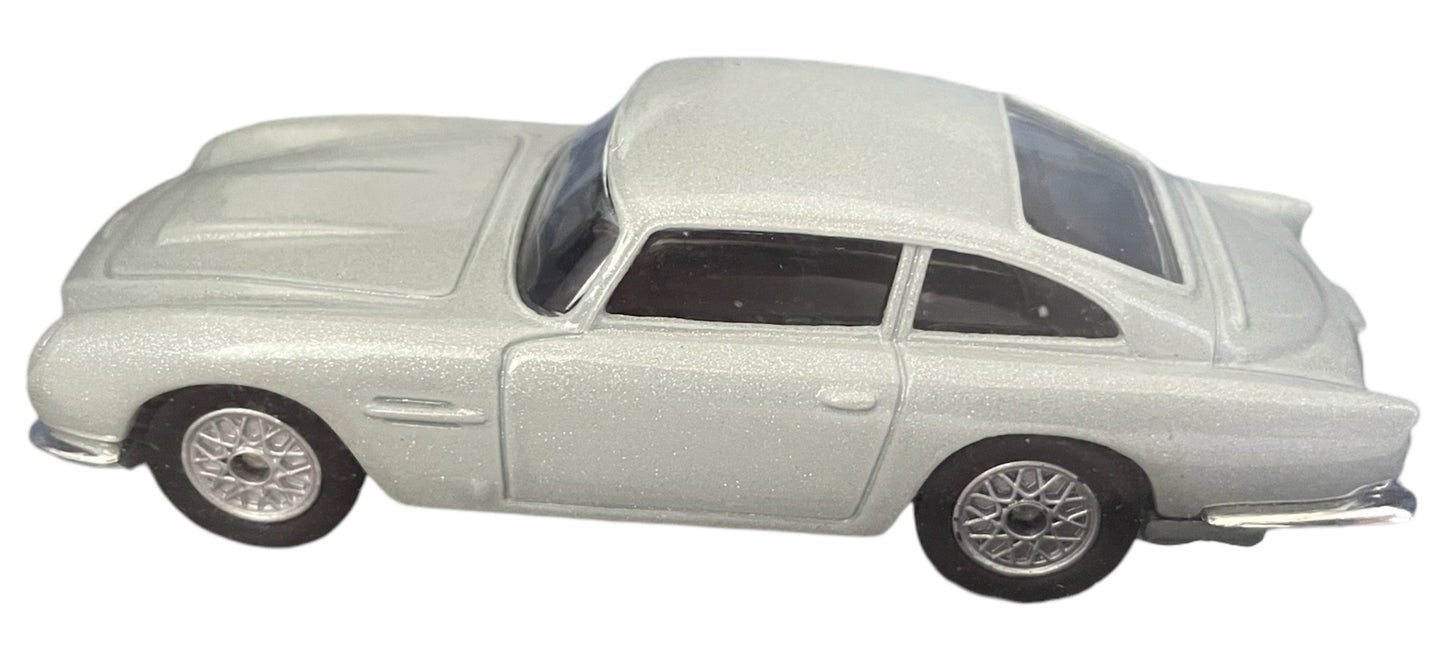 Vintage Corgi 2003 James Bond 007 Thunderball - Aston Marton DB5 1:43 Scale Die-Cast Car Model Vehicle Replica Number TY95301 - Brand New Shop Stock Room Find