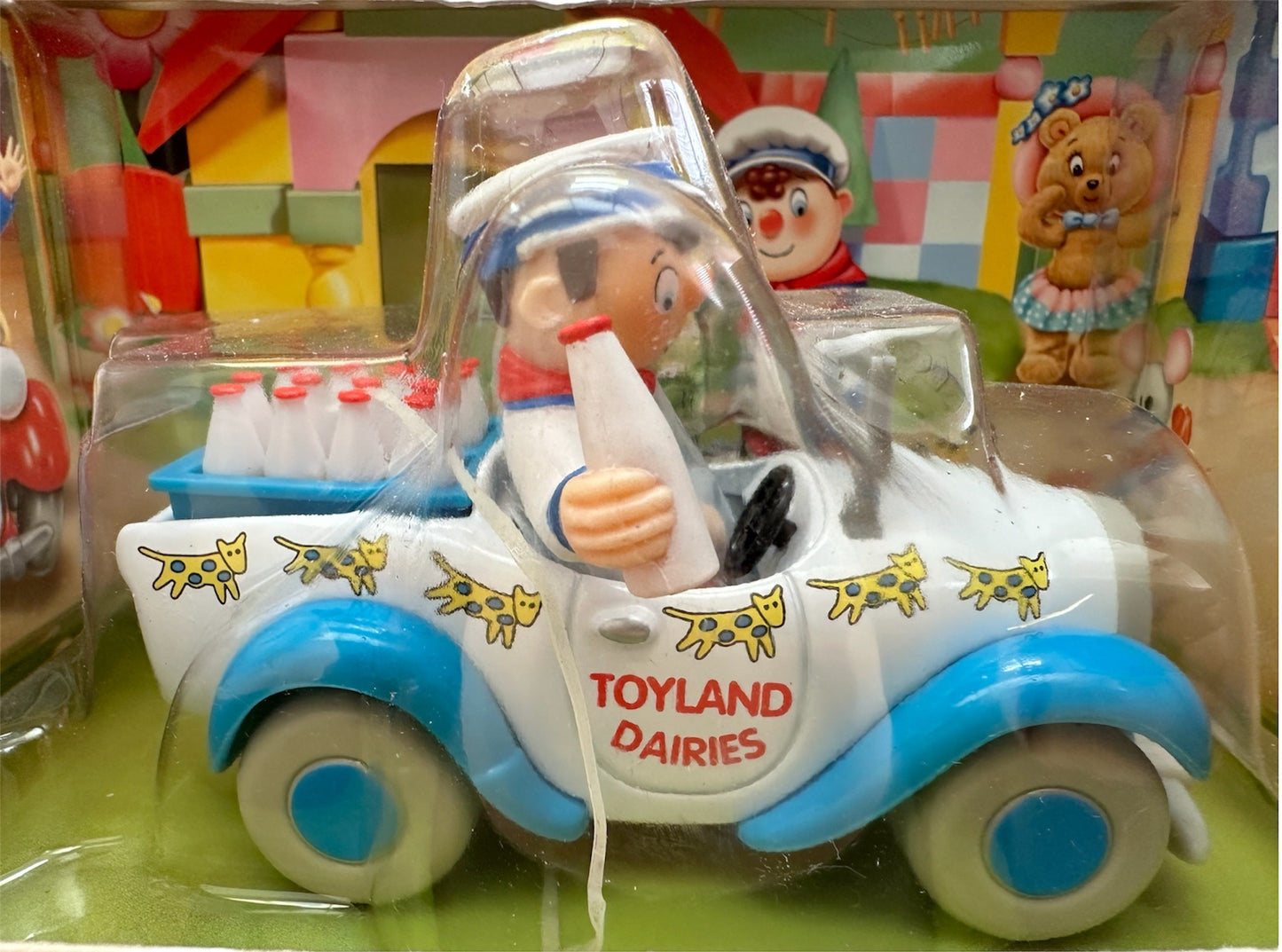 Vintage 2000 Corgi Noddy In Toyland - Mr Milkos Milk Van Die-Cast Model With Mr Milko Figure - Brand New Shop Stock Room Find