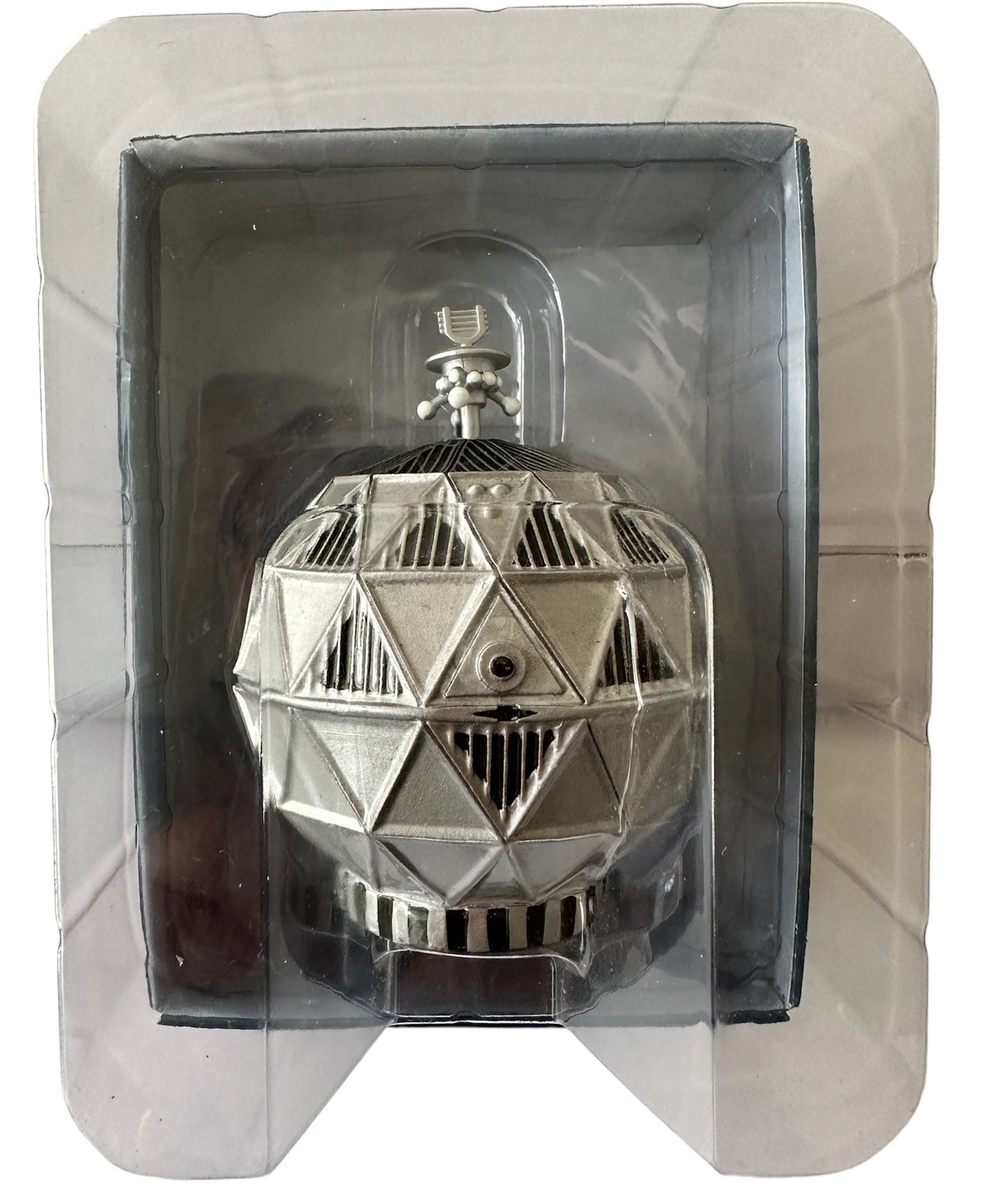 Vintage 2010 Dr Doctor Who The Offical Figurine Collection First Doctor Special No. 9 - Mechonoid Figure.