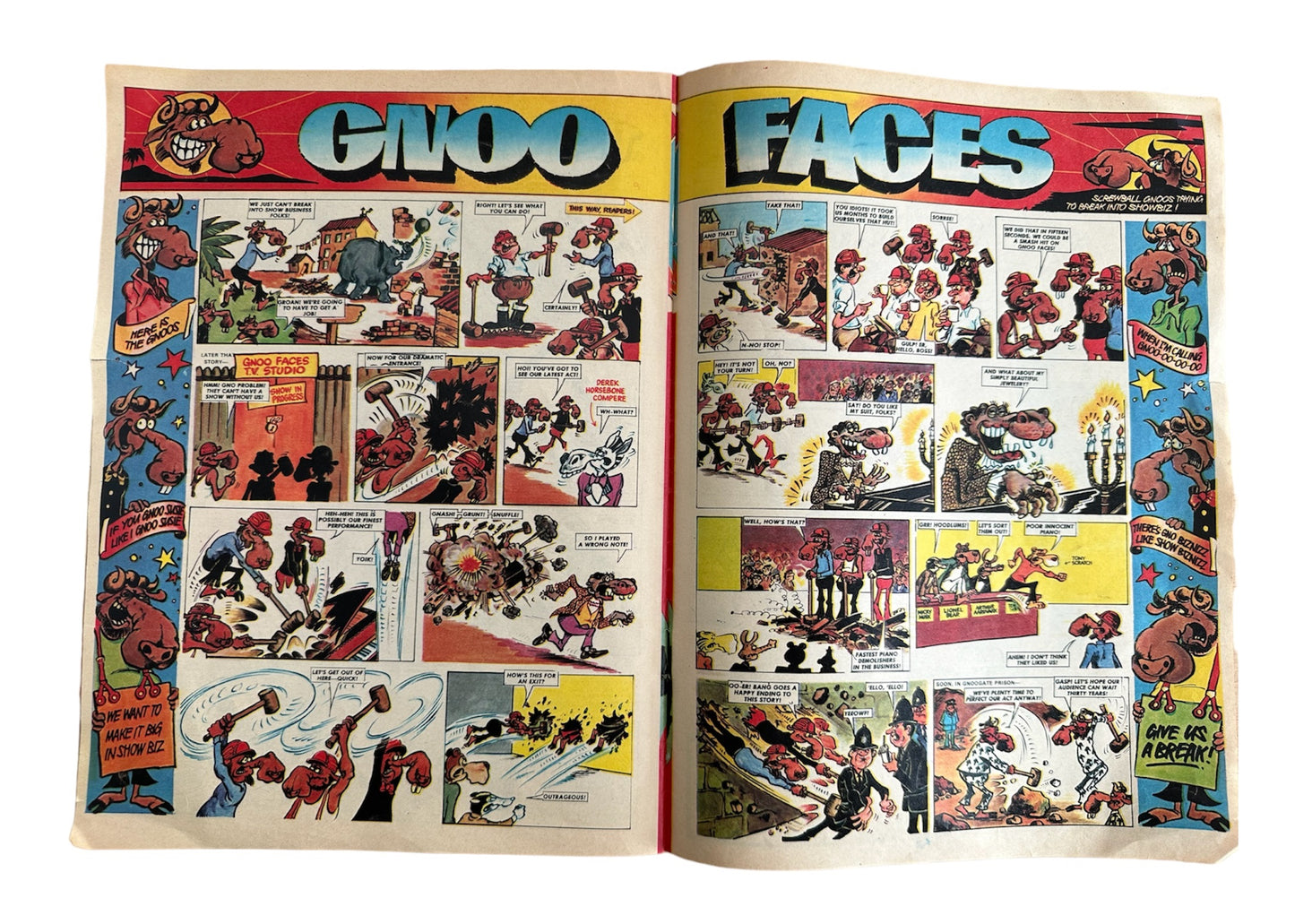 Vintage 1977 Plug Comic Issue No. 4 Very Very Rare. Released by DC Thompson on October 4th 1977 and is issue number 4 in the weekly Comic series