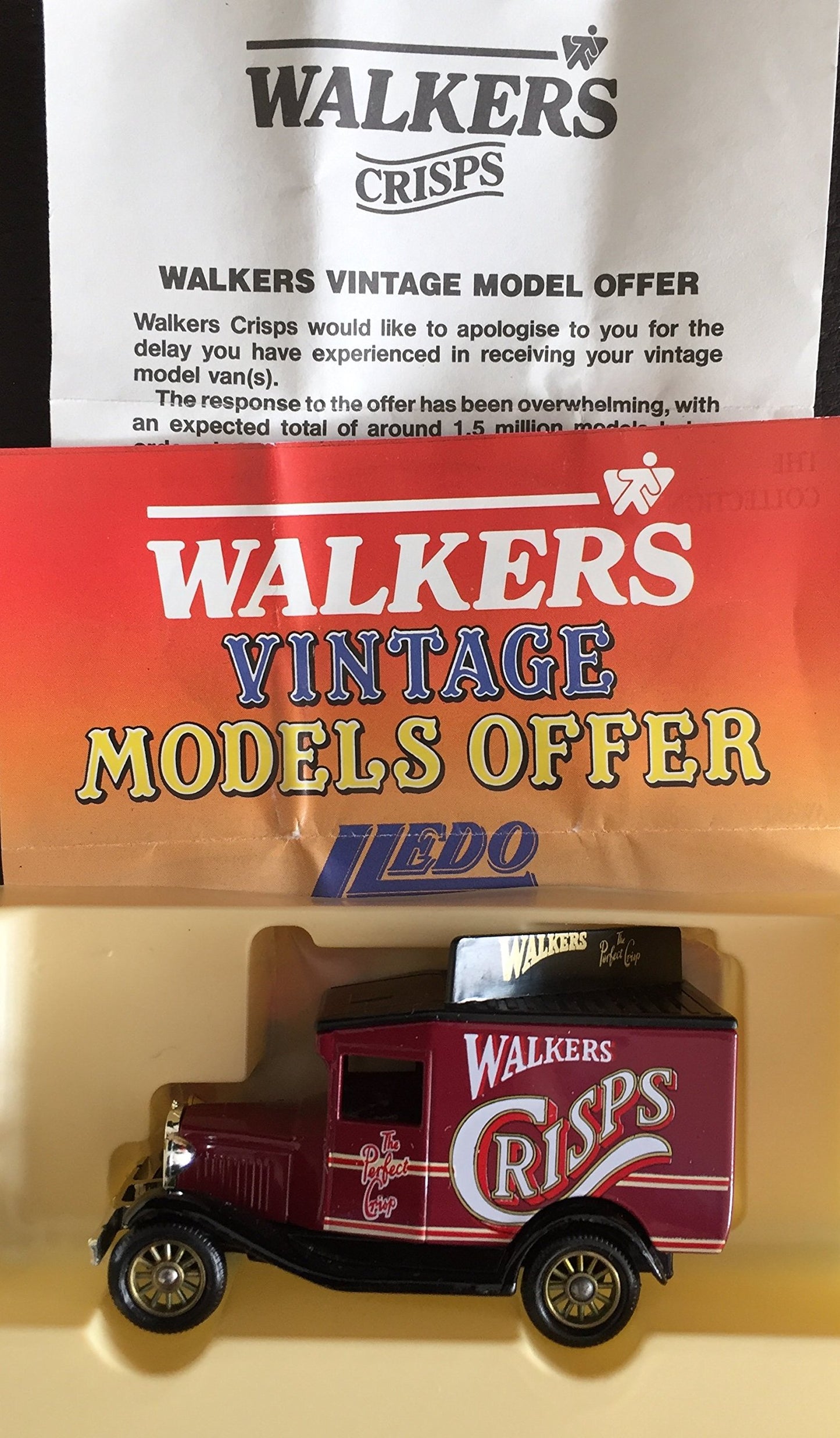 LLEDO 1/76 SCALE DAYS GONE MADE IN ENGLAND WALKERS CRISPS DELIVERY TRUCK BURGANDY MODEL IN VERY GOOD CONDITION AS SEEN IN PHOTOS (PLEASE NOTE THIS MODEL CAME FROM LLEDO IN A PLAIN WHITE BOX)