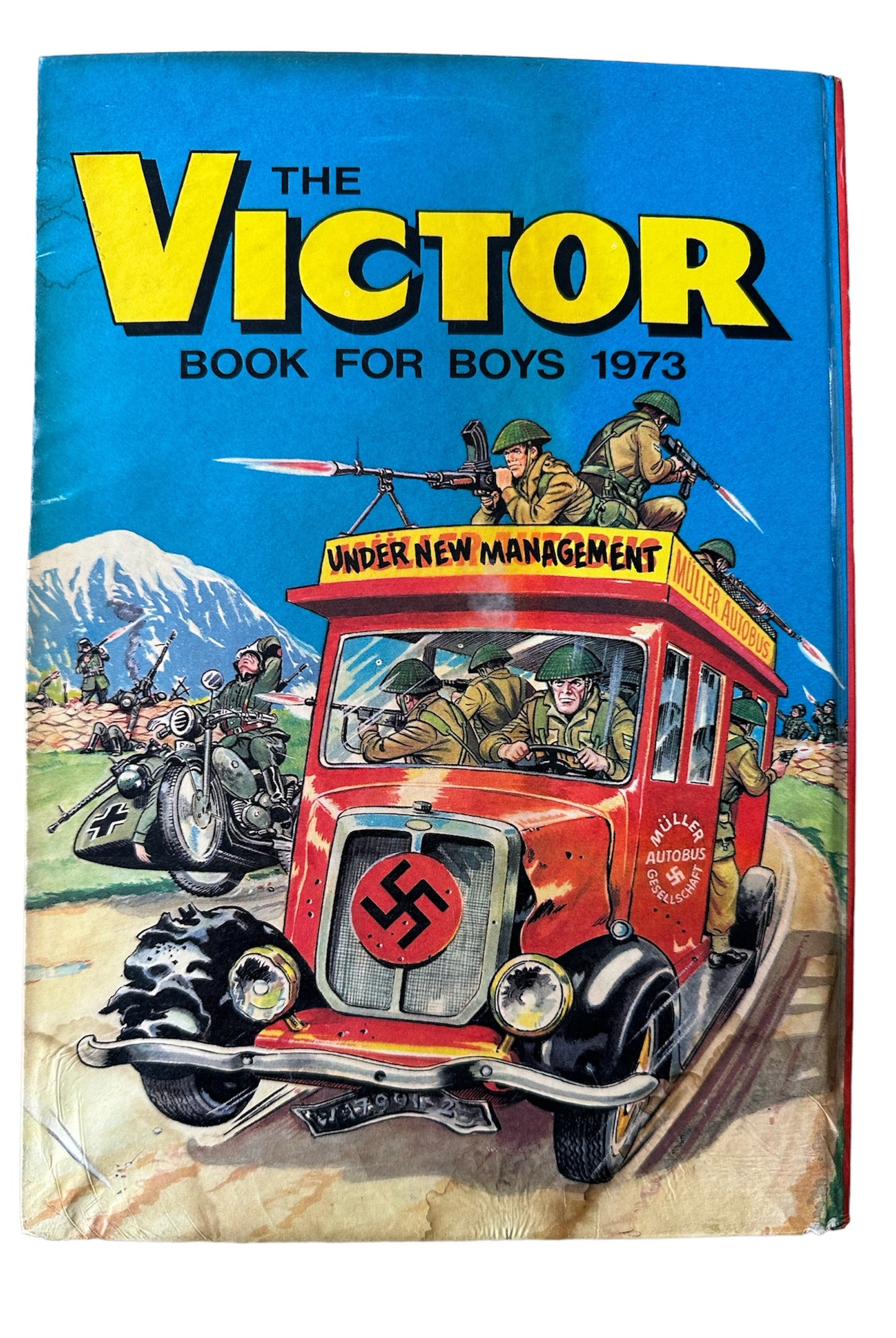 Vintage Victor Book For Boys Annual 1973
