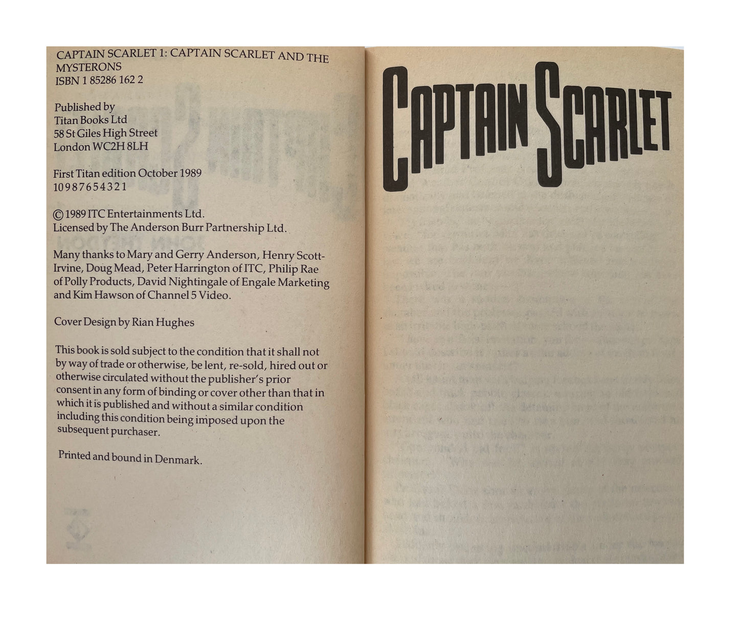 Vintage 1989 Gerry Andersons Pesents Captain Scarlet Paperback Book - No. 1 By John Theydon - Bassed On The TV Series - Former Shop Stock