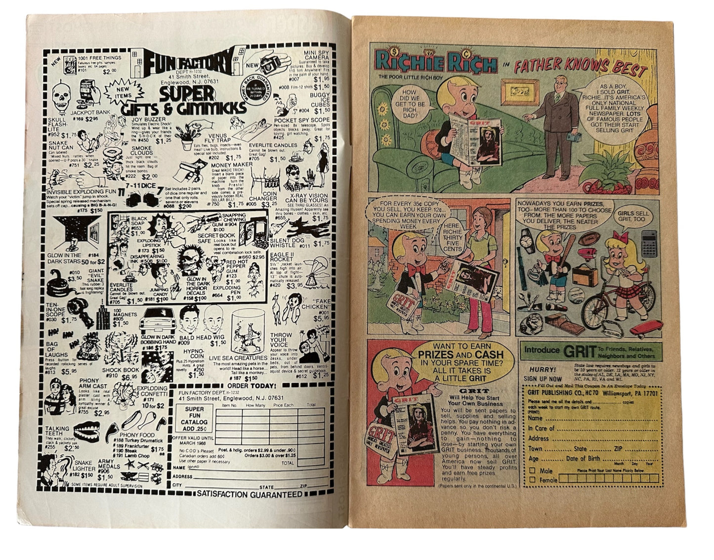 Vintage 1980 Harvey World - The Friendly Ghost Casper Comic Issue Number 1213 - Special Halloween Edition - Very Good Condition Vintage Comic