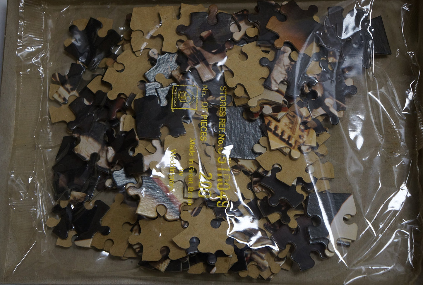 Doctor Who Vintage 1982 Waddingtons 200 Piece Fully Interlocking Jigsaw Puzzle Featuring Peter Davison And The Cybermen