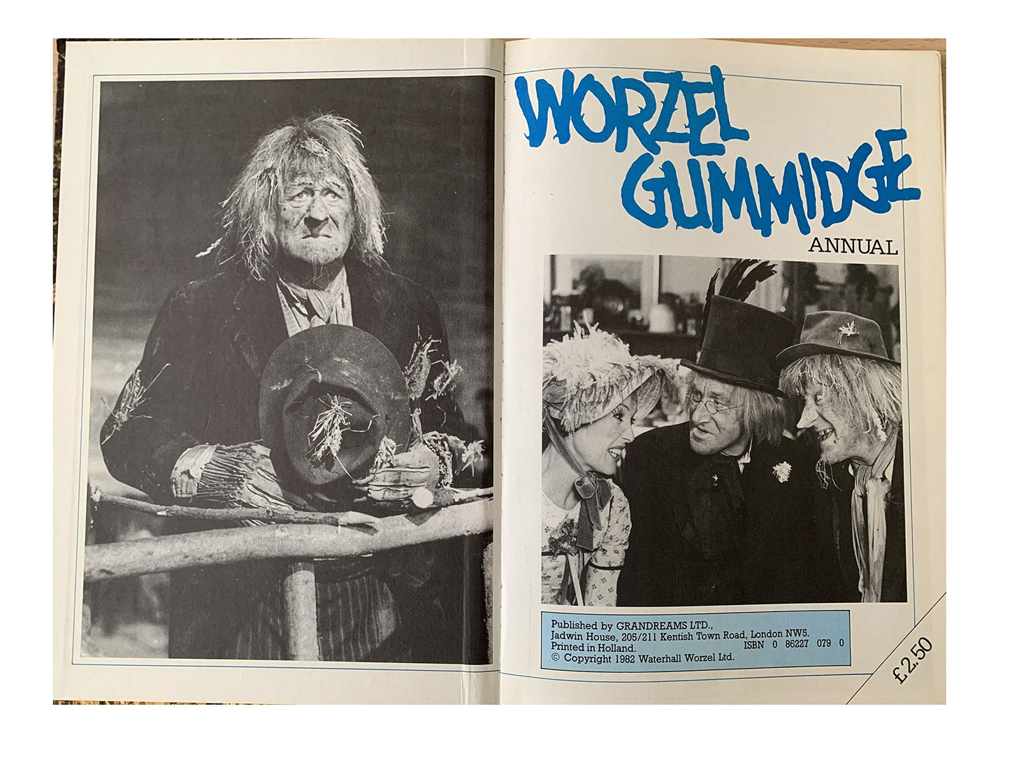 Vintage Worzel Gummidge Annual from 1983 Starring Jon Pertwee