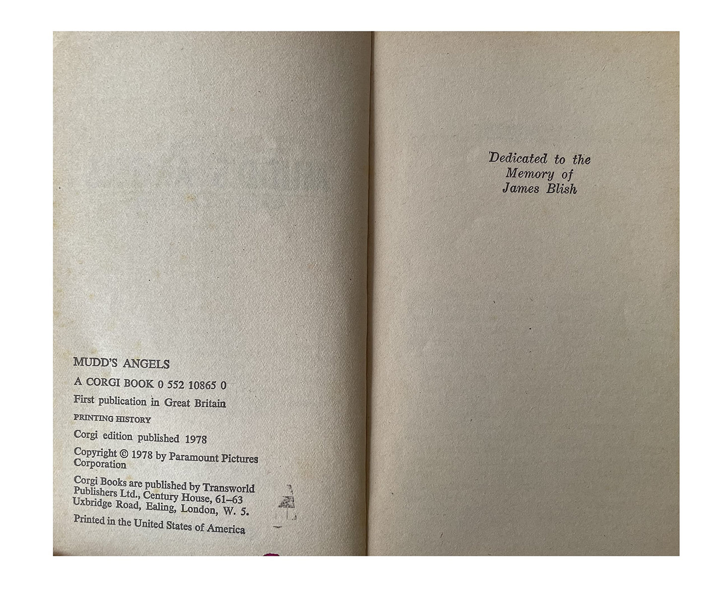 Vintage 1978 A Star Trek Adventure Adaption Novel - Mudd's Angels - Paperback Book - By J.A. Lawrence