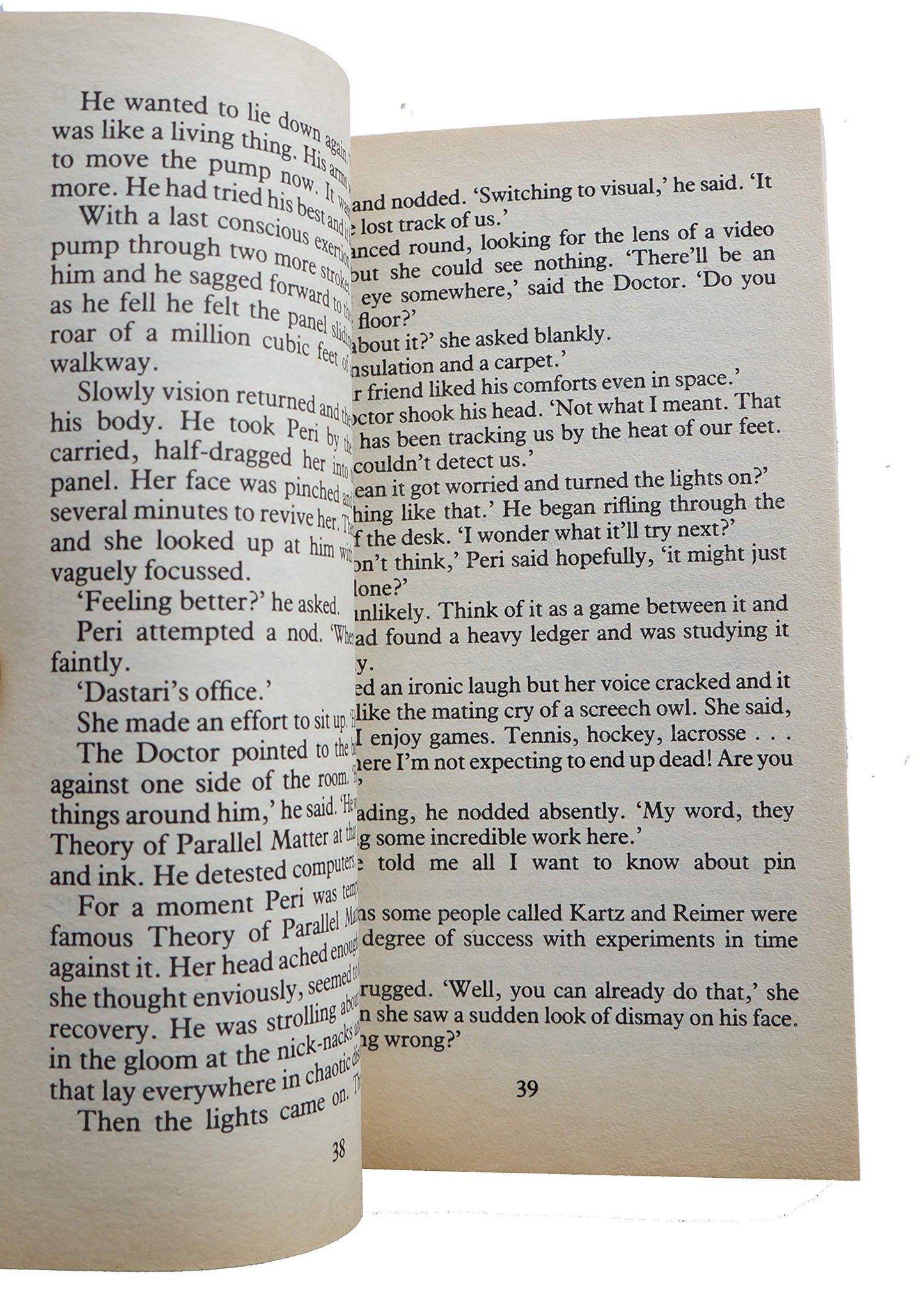 Doctor Who And The Two Doctors Target Paperback Novel Second Edition 1985 By Robert Holmes