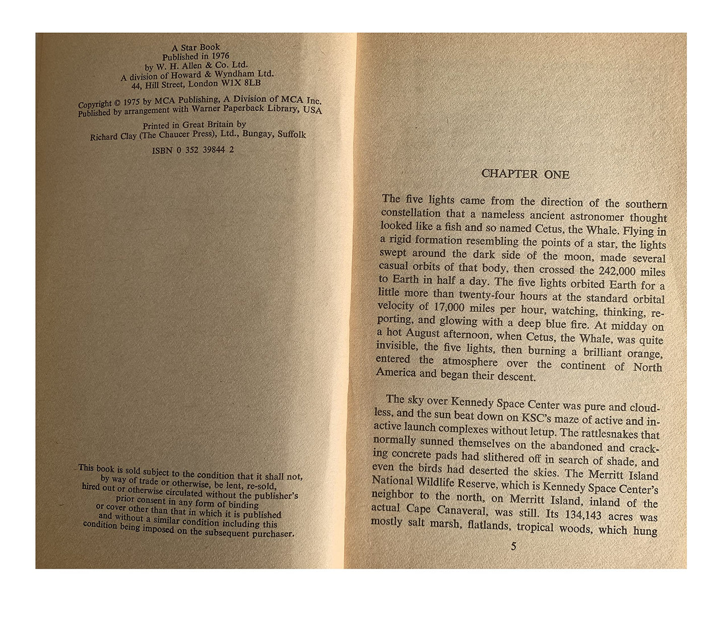 Vintage 1976 The Six Million Dollar man - The Rescue Of Athena One Paperback Book by Mike Jahn