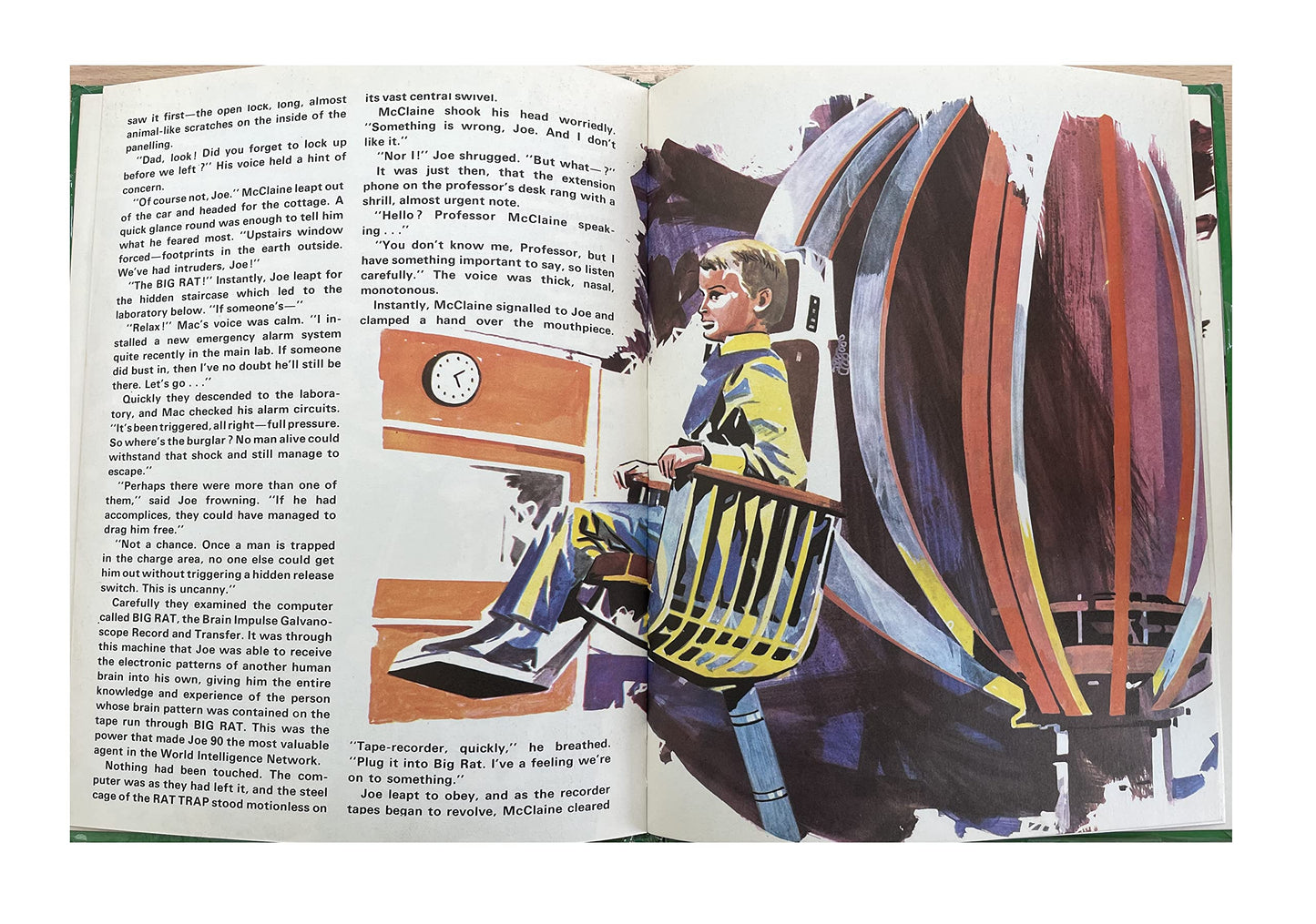 Vintage Gerry Andersons 1968 Ultra Rare Joe 90 Story Book Annual - Appointment With Death / The Big Steal - Century 21 Books