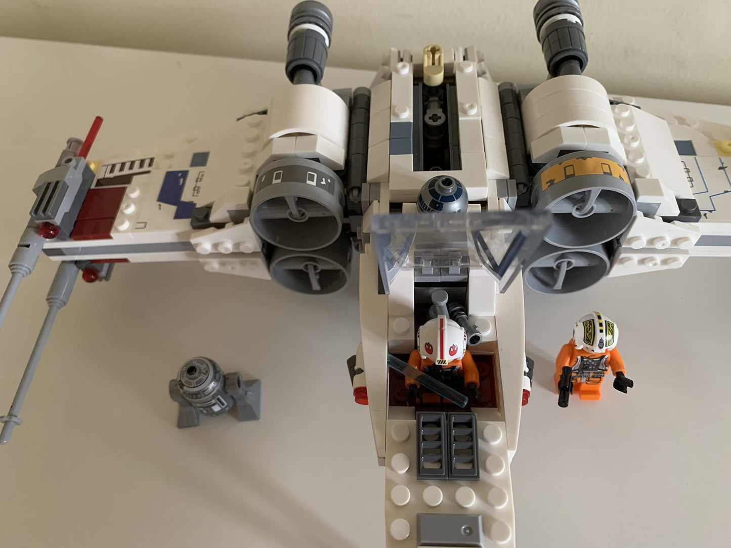 Vintage 2018 Star Wars A New Hope Building Blocks Luke Skywalkers Rebel X-Wing Red 5 - Fully Built Former Display Model