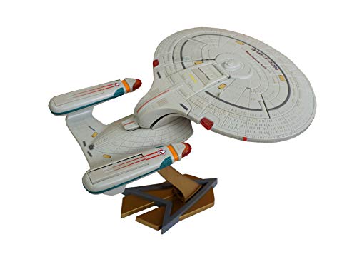 Vintage 1996 Playmates Star Trek The Next Generation Collectors Edition Transwarping Starship USS Enterprise NCC-1701D Model - Former Shop Counter Display Item