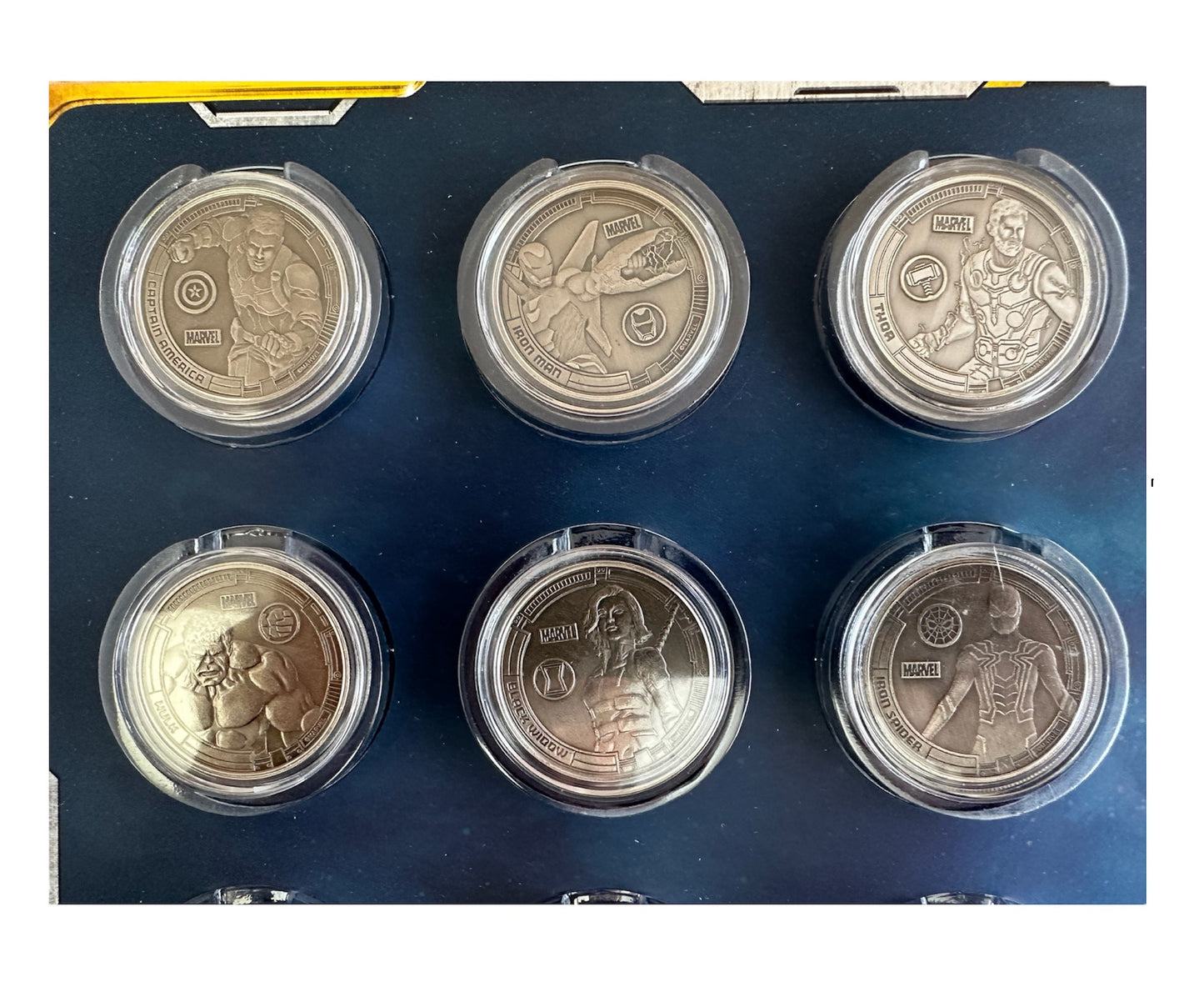 Vintage 2018 Marvel Avengers Infinity War Limited Edition Official Commemorative Coin Collection In Binder - Shop Stock Room Find