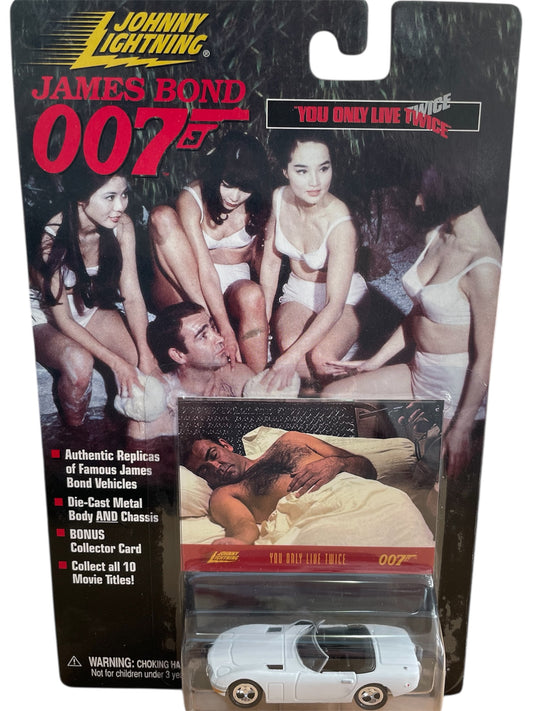 Vintage 1998 Johnny Lightning James Bond 007 - You Only Live Twice - Toyota 2000GT Convertible 1:65 Scale Die-Cast Vehicle Replica Model - Includes Free Collectors Card - Brand New Factory Sealed Shop Stock Room Find