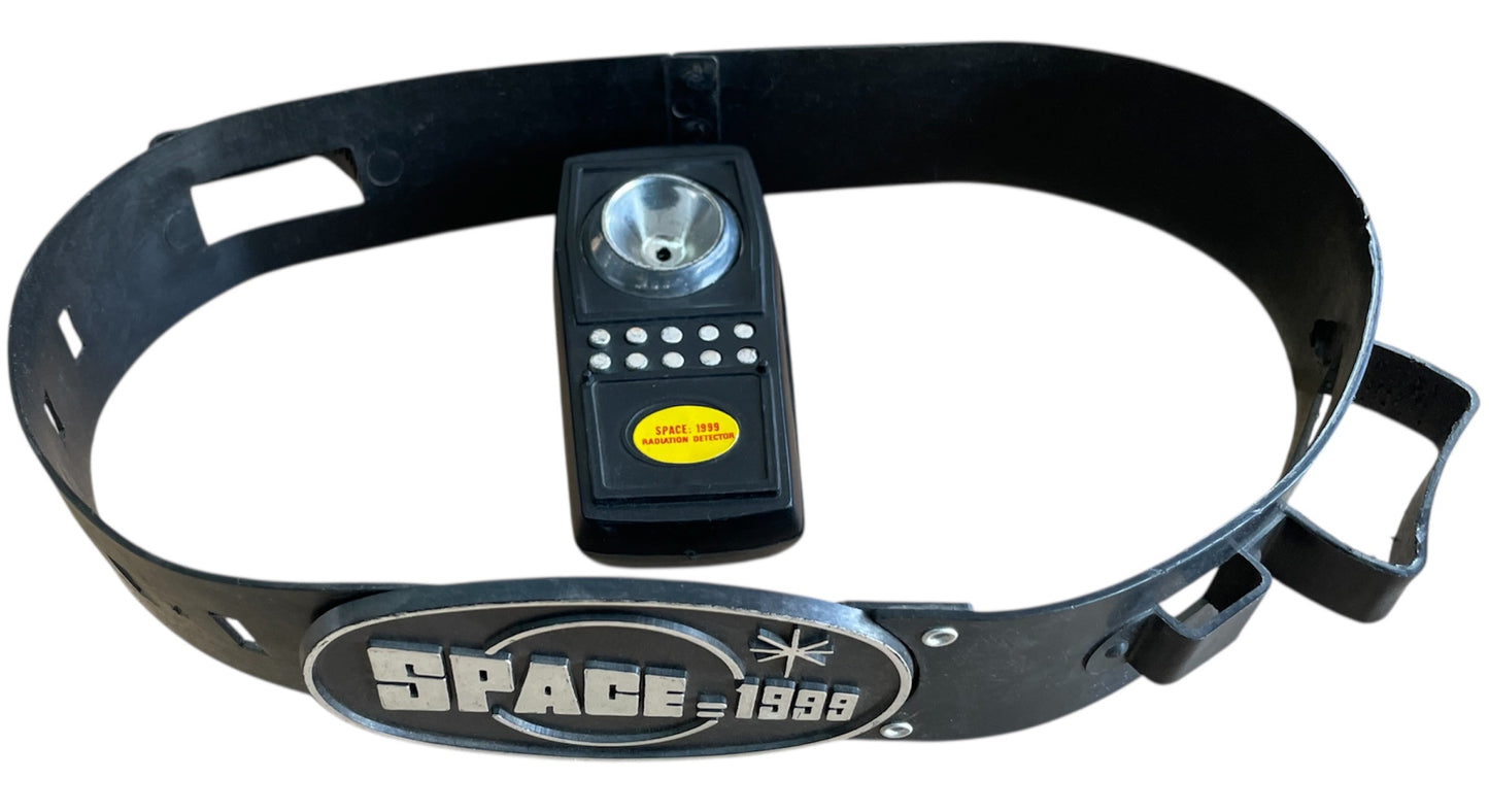 Vintage Remco 1976 Gerry Andersons Space 1999 Black Utility Belt And Radiation Detector - Fantastic Condition Ultra Rare Items.