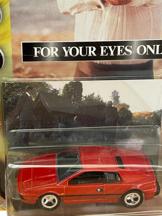 Vintage 1999 Corgi James Bond 007 - For Your Eyes Only - Lotus Esprit Turbo 1:65 Scale Die-Cast Vehicle Replica Number 99662 - Includes Free Collectors Card - Brand New Factory Sealed Shop Stock Room Find