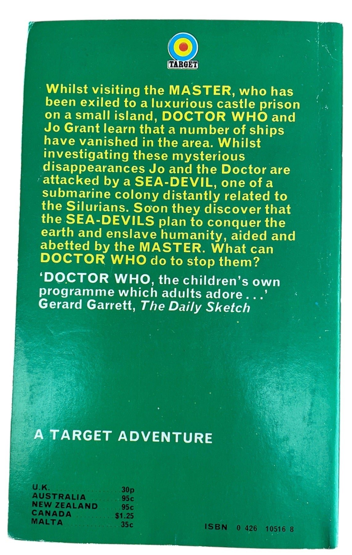Vintage Target Books 1974 Dr Doctor Who And The Sea Devils Paperback Novel First Edition 1974 By Malcolm Hulke - Fantastic Condition