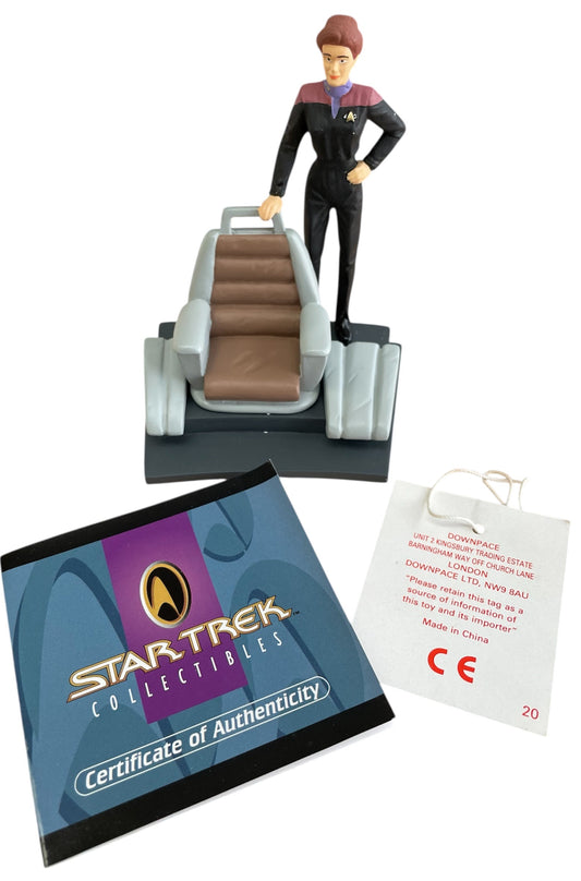 Vintage 1996 Star Trek Voyager Captain Janeway Miniature Limited Edition Diorama Featuring Captain Janeway At The Captains Chair - Unsold Former Shop Stock