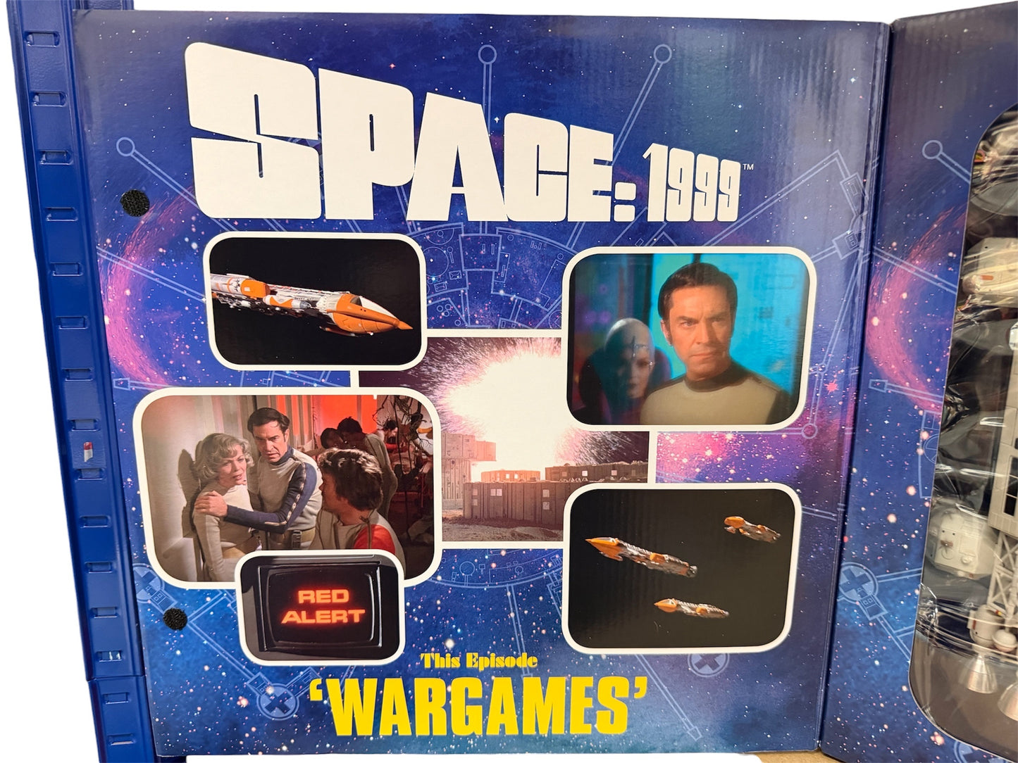 2021 Sixteen 12 Gerry Andersons Space 1999 - This Episode Wargames - Eagle Transporter Deluxe Set Limited Edition Highly Detailed Episode Collection Collectors Model - Brand New Factory Sealed