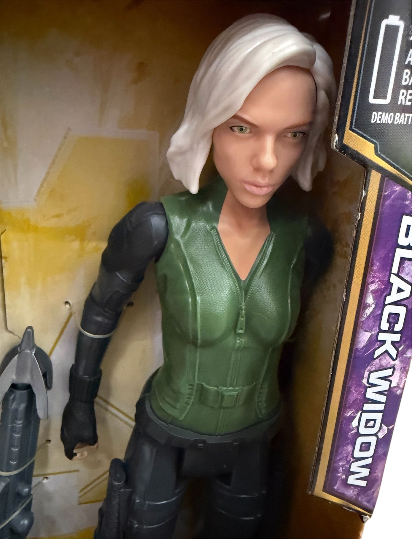 Marvel 2017 Infinity War - Titan Hero Power FX - Black Widow In Position 11" Action Figure - Brand New Factory Sealed