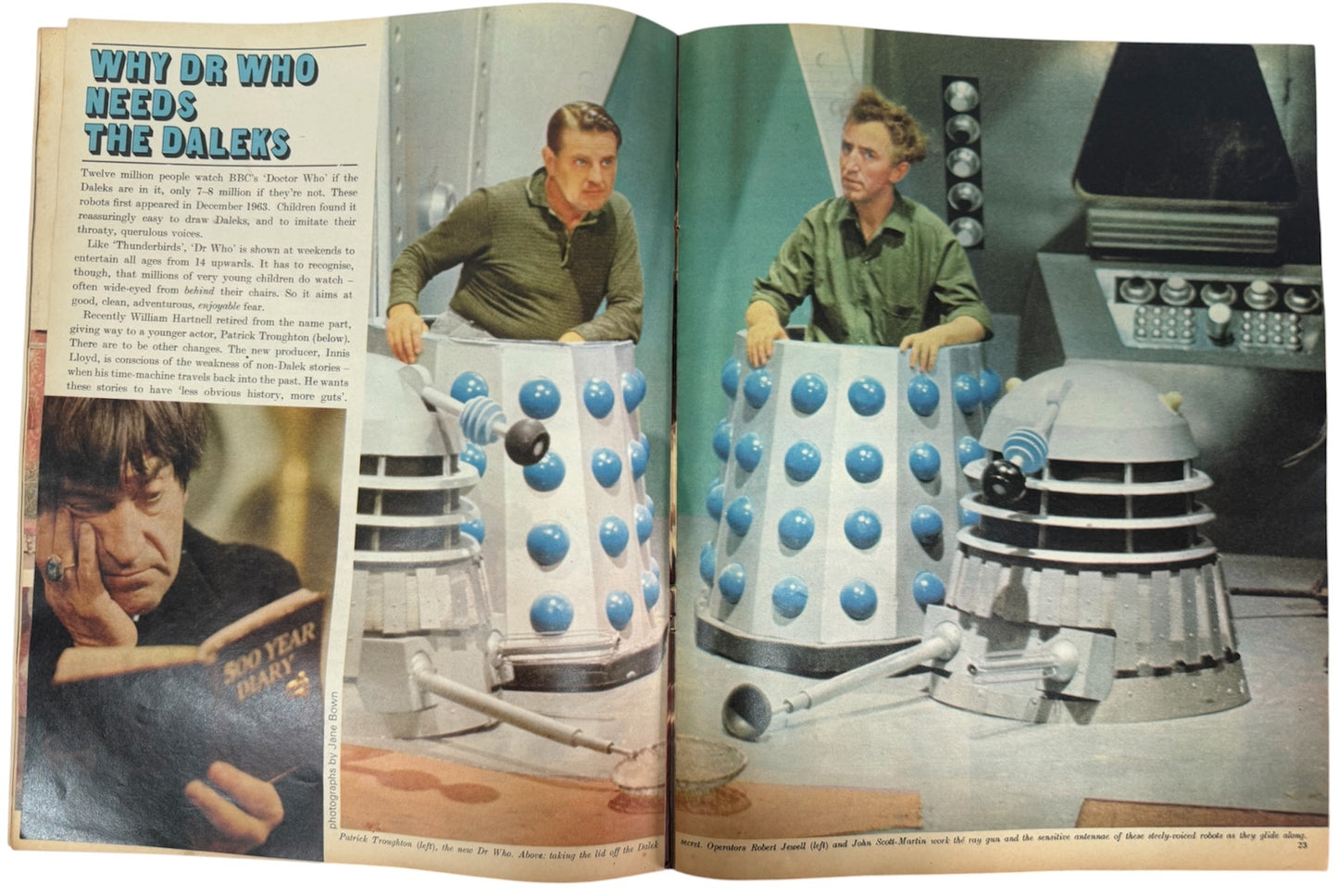 Vintage The Observer Magazine 18th December 1966 - Thunderbirds Cover - Dr Who - Childrens TV - Ultra Rare - Fantastic Condition - Ex Shop Stock