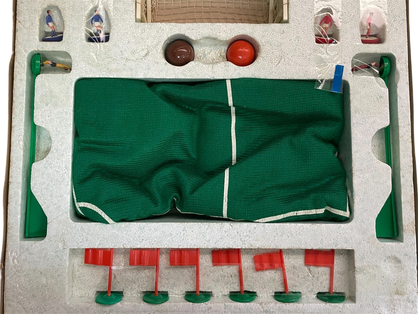 Vintage 1981 Subbuteo Table Soccer Club Edition  60140 - 100% Complete In The Original Box.
