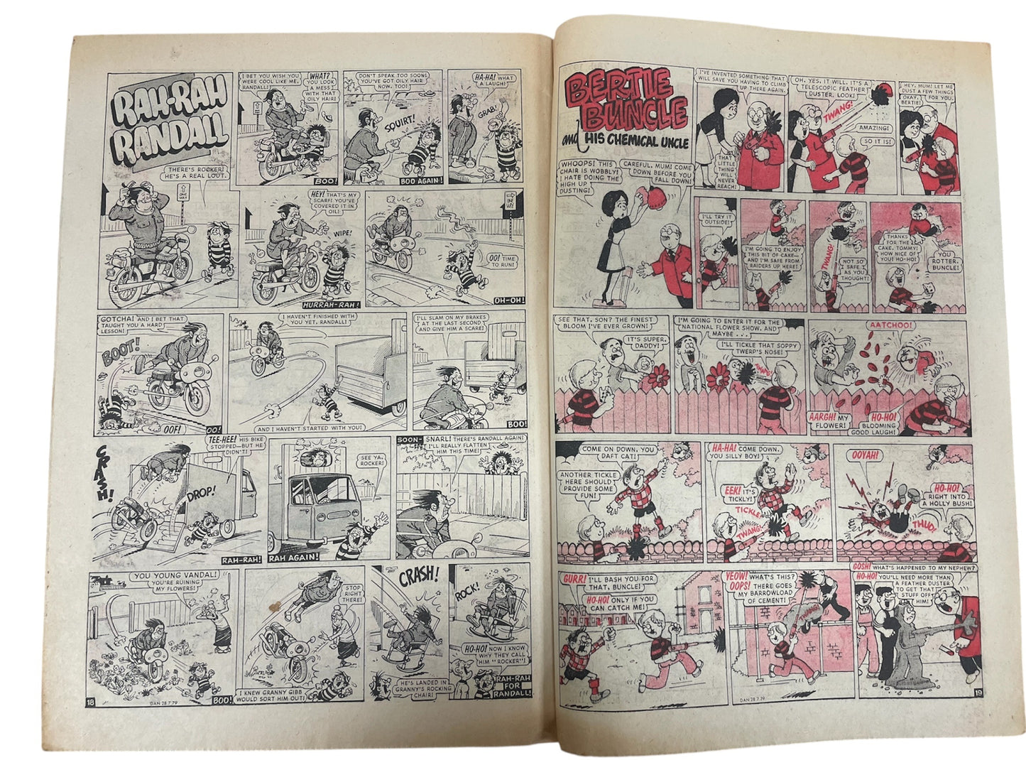 Vintage 1979 The Dandy Weekly Boys And Girls Comic Issue No. 1966 July 28th 1979 By D C Thompson &amp; Co (3.5 Grade) - Ex Shop Stock