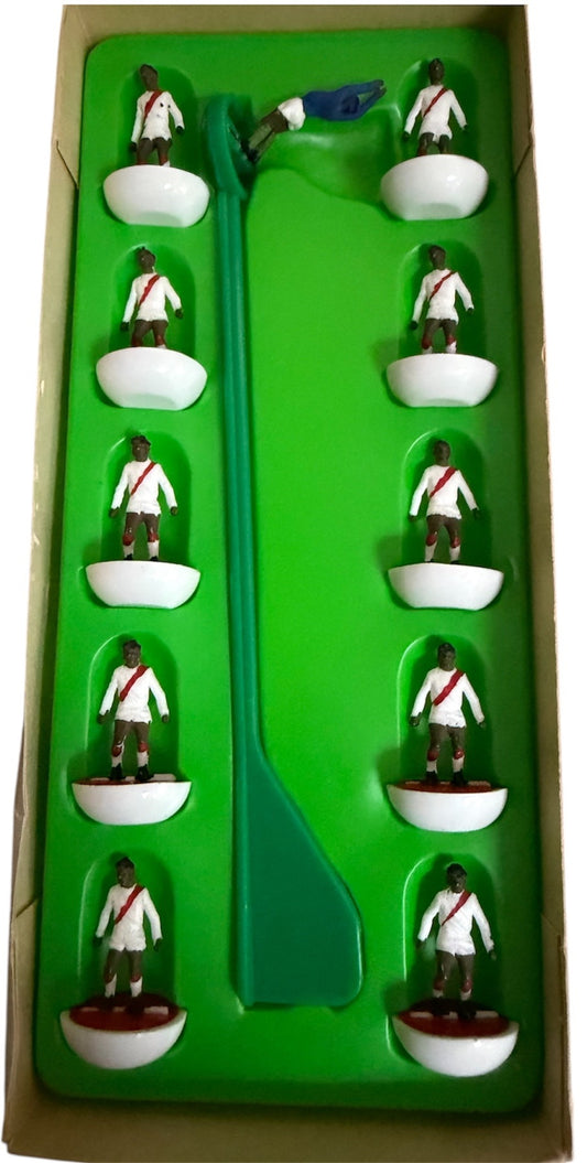 Vintage Rare 1978 Subbuteo Table Soccer Football Game C.100 Heavy Weights Peru Ref No. 159 Table Soccer .00 Scale Edition Fantastic Condition In The Original Box