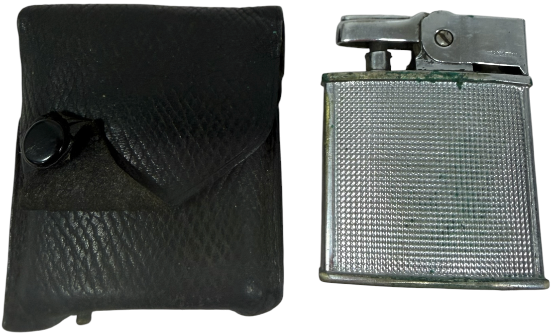 Vintage 1940's/50s Ronson Standard Automatic Petrol Lighter & Leather Pouch - Made In England - Good Condition