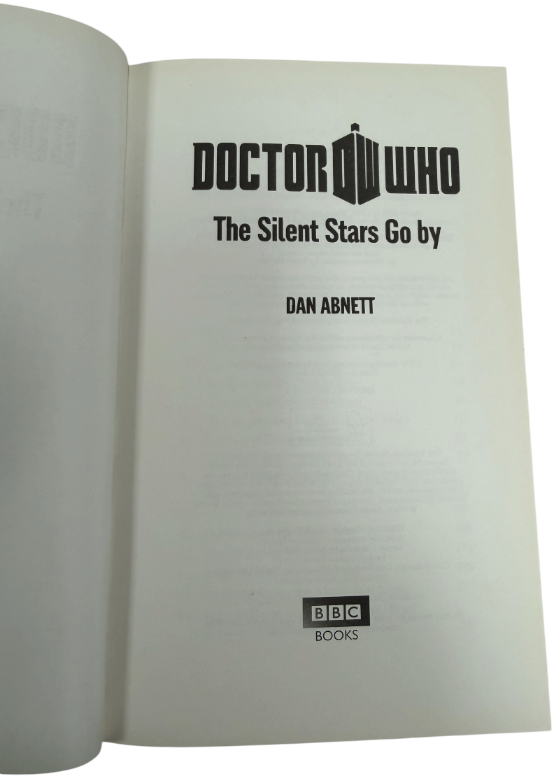Vintage BBC Books 2011 Dr Doctor Who The Silent Stars Go By - Dan Abnett Hardback Book Nr Mint - Ex Shop Stock