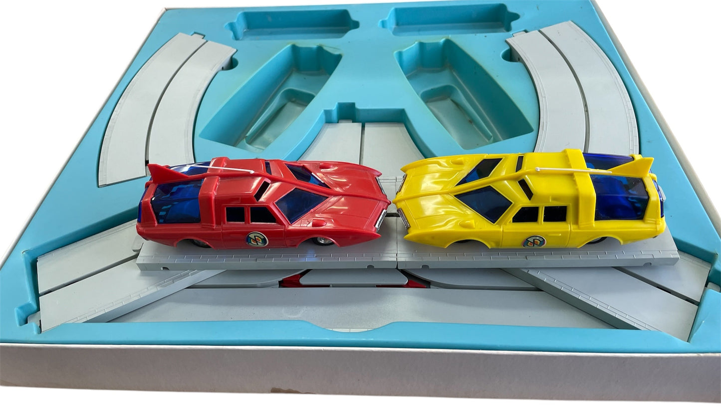 Vintage Triang 1967 Gerry Andersons Captain Scarlet And The Mysterons - 21st Century Driving - Pursuit Set - Slotted Car With Touch Drive Spectrum Cars - Good Condition In The Original Box