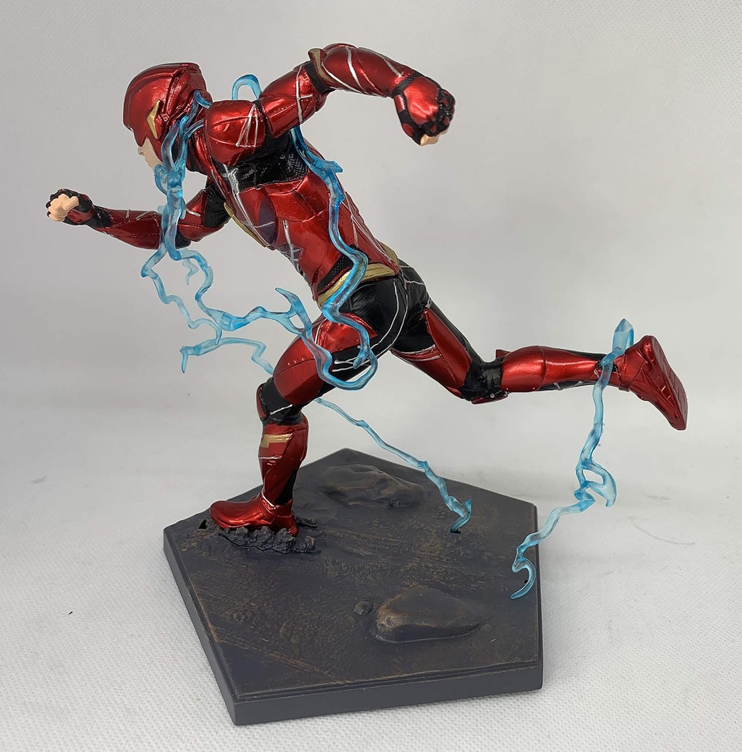 DC Comics Art Studios The Flash 1:10 Scale Action Figurine With Lightening Strikes Complete On The Stand - Former Shop Counter Display Figurine