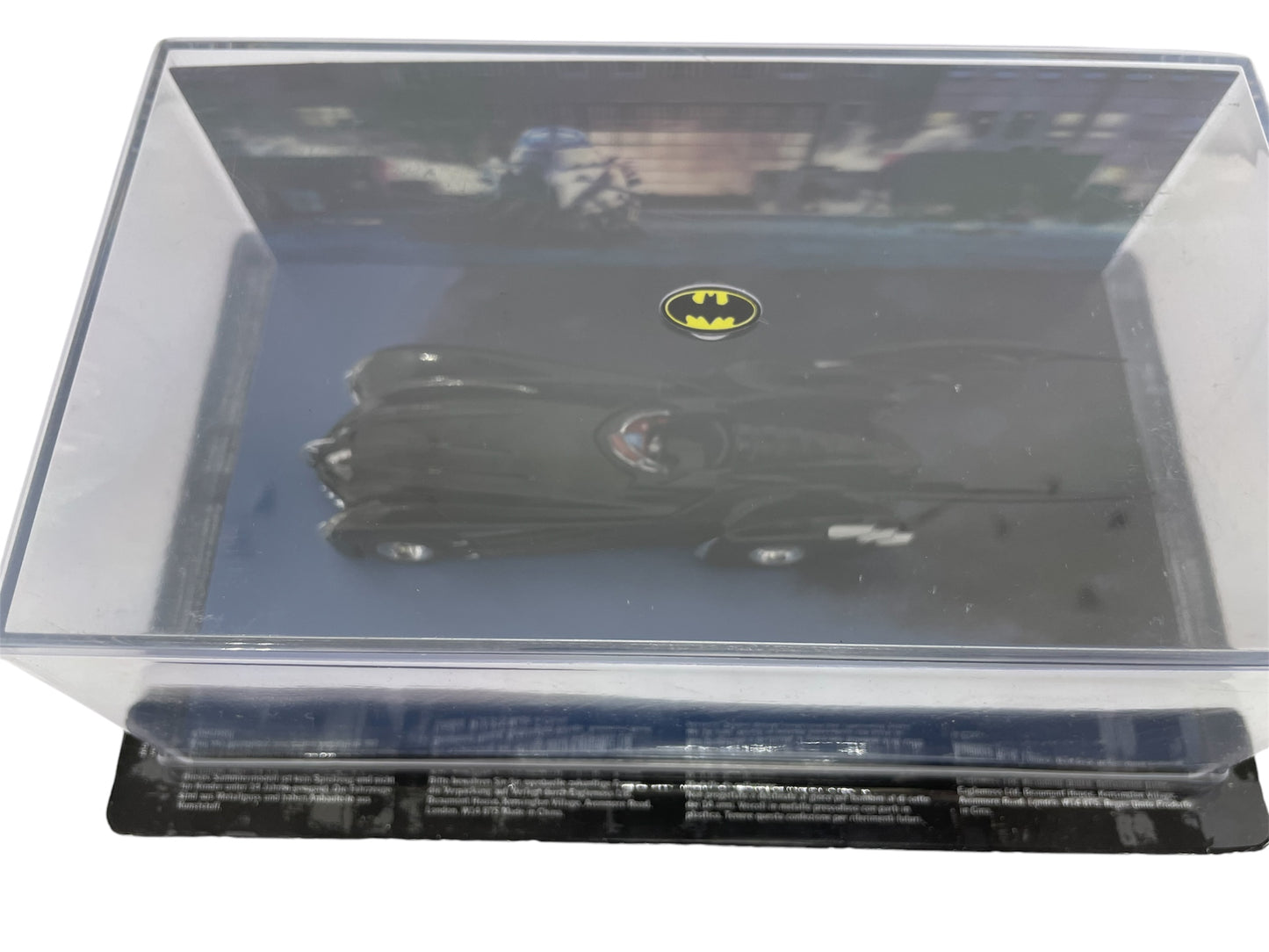 Batman Automobilia - The Definitive Collection Of Batman Vehicles - No. 35 Batman And Robin Movie Die-cast Batmobile In Display Case - Shop Stock Room Find