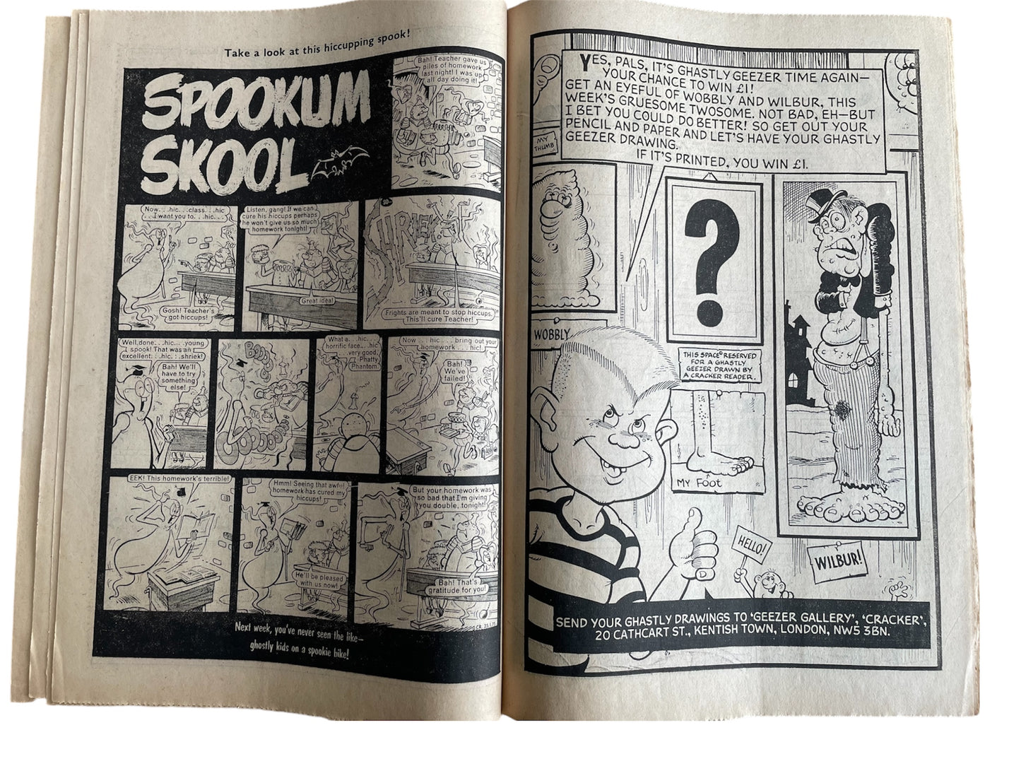 Vintage Rare Cracker Weekly Comic Magazine Issue No. 2 Comic Every Monday 25th January 1975 With Free Gift - The Big Noise Cracker Banger - Former Shop Stock