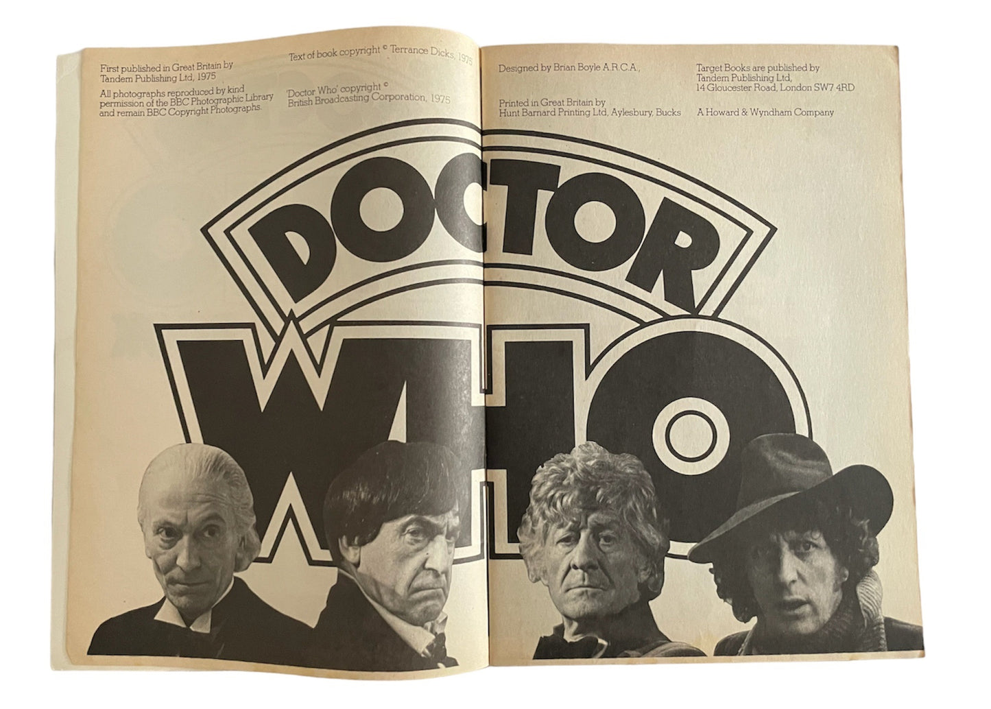 Vintage Target Books 1975 Doctor Dr Who Monster Book Paperback - Very Good Condition