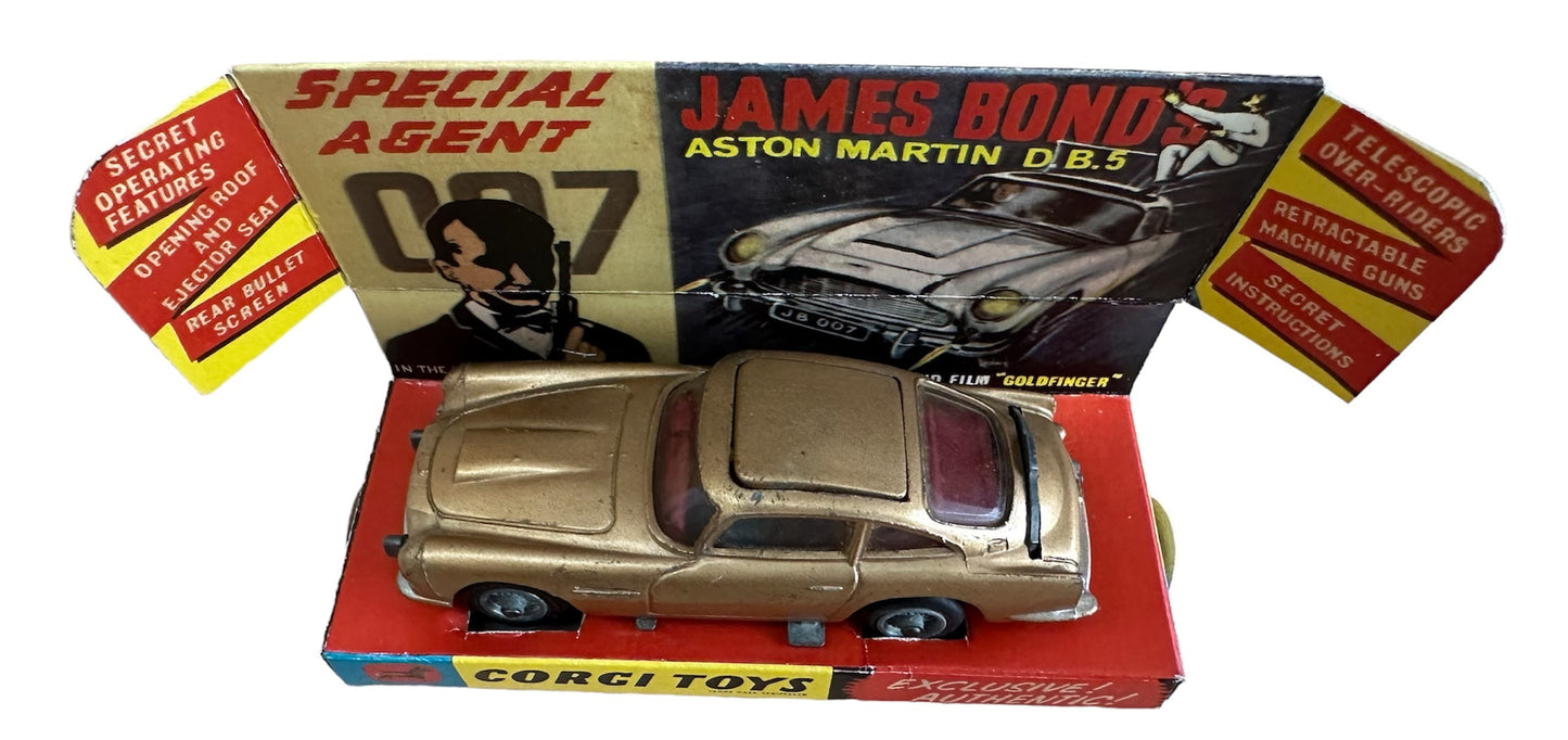 Vintage 1966 Special Agent 007 James Bond Aston Martin DB5 Corgi Diecast 261 Replica Model Vehicle - Fantastic Condition In The Original Box