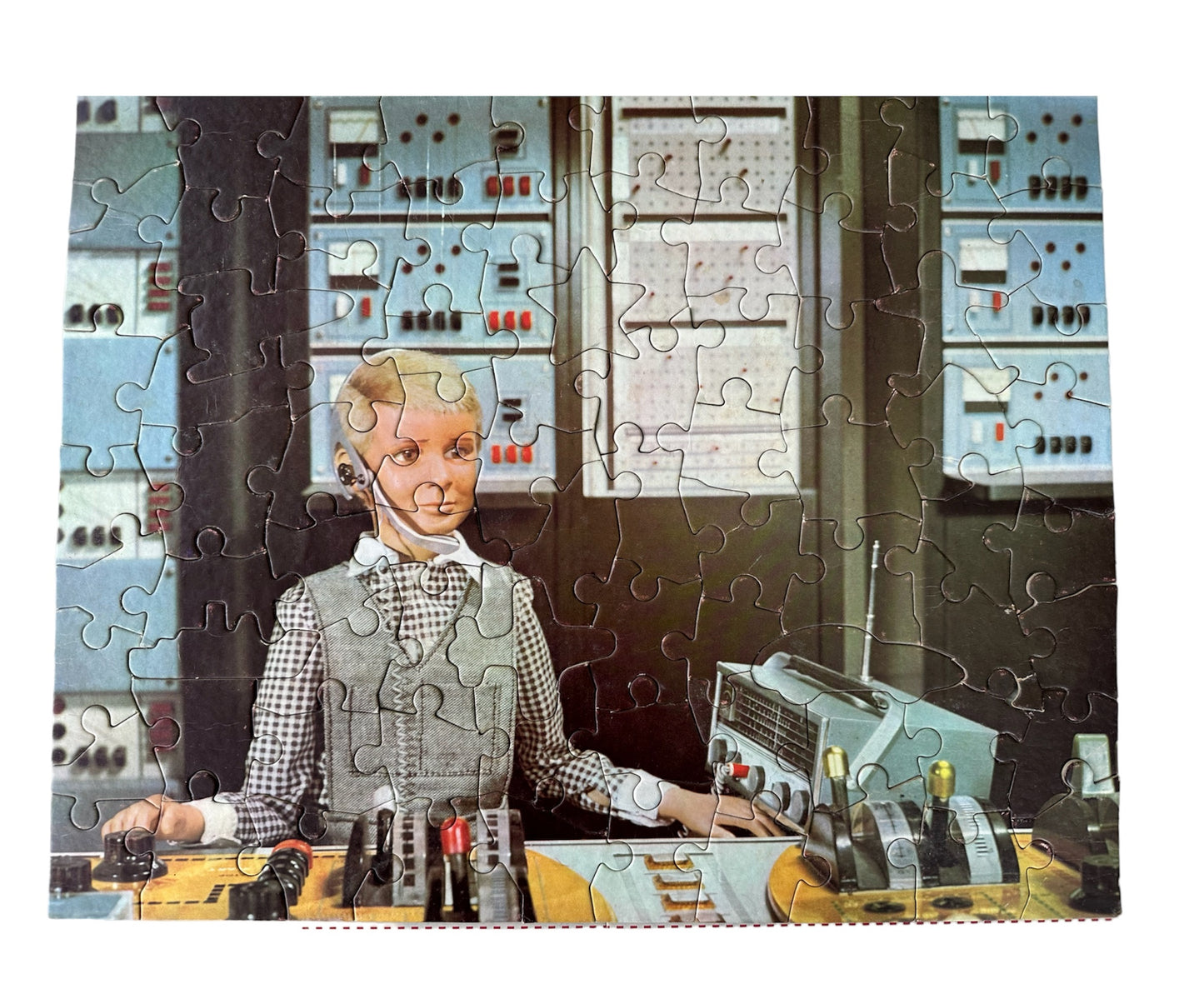 Waddington 1968 Gerry Andersons Joe 90 82 Piece Fully Interlocking Jigsaw Puzzle Joe 90 In The Lab - Fantastic Condition 100% Complete - In The Original Box