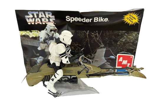 Vintage 1996 Ultra Rare Star Wars Return Of The Jedi Speeder Bike & Trooper Scale Model Kit - Fully Built Former Display Model.