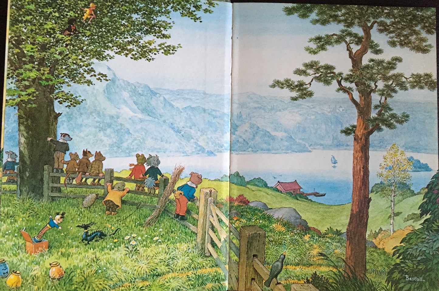 Vintage The Daily Express Rupert Bear Annual 1973 - Fantastic Condition