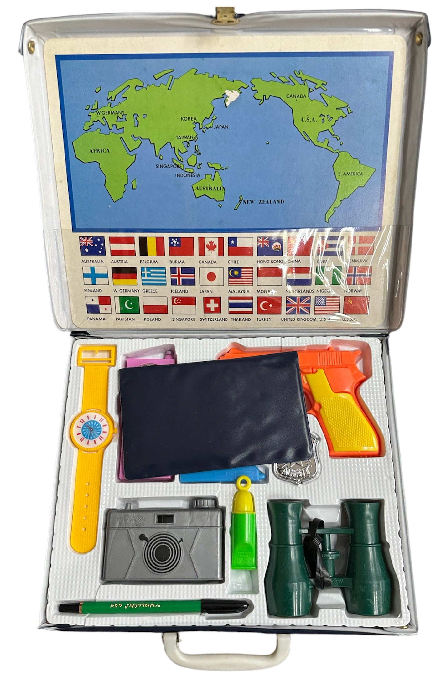 Vintage 1975 Bright Stars International Secret Agent Spy Case Set - For Secret Assignment Bond 007 Style - Complete & Unused Shop Stock Room Find