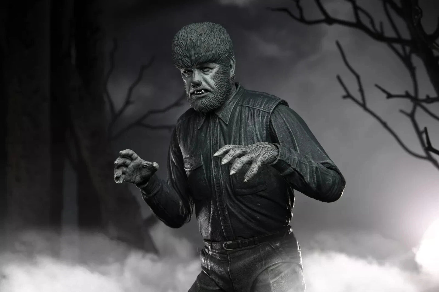 Universal Monsters Neca 2022 - Ultimate Wolf Man - Lon Chaney Jnr 7" Action Figure Black &amp; White Set - Brand New Factory Sealed Unsold Former Shop Stock