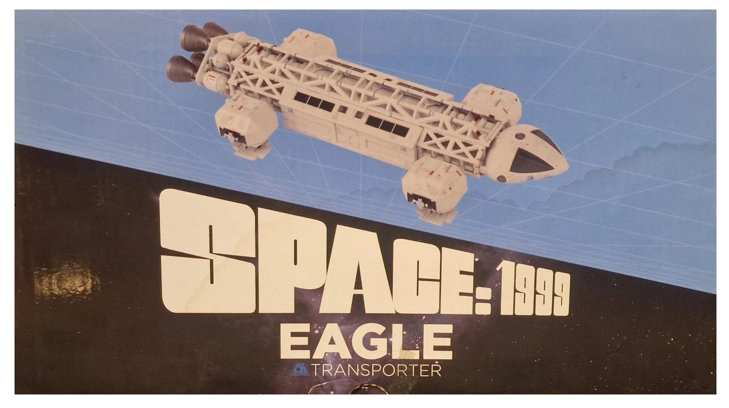 Eaglemoss 2021 Space 1999 Eagle Transporter 10 Inch Die-cast Model With Magazine